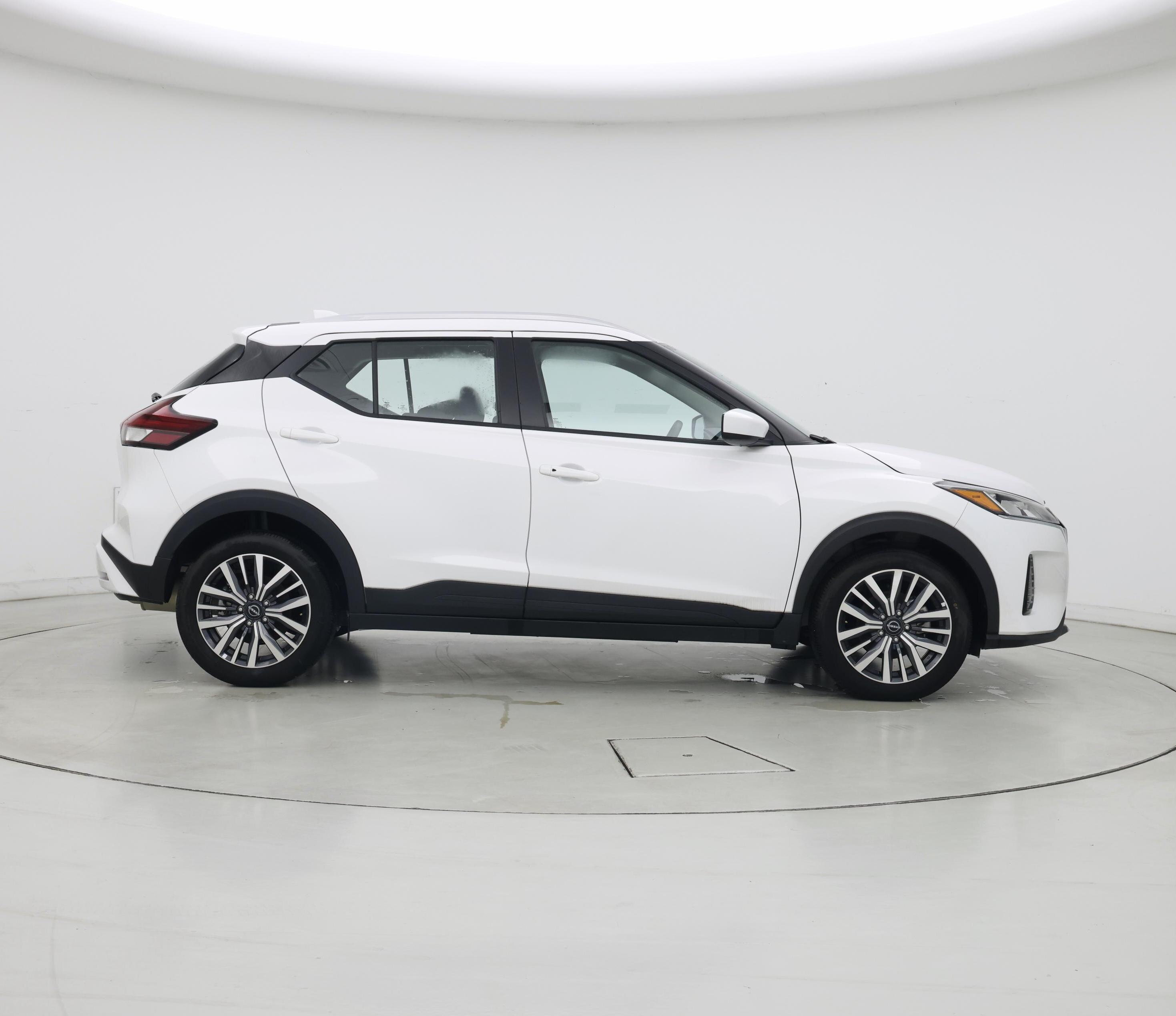 Thumbnail: 2024 Nissan Kicks - 7