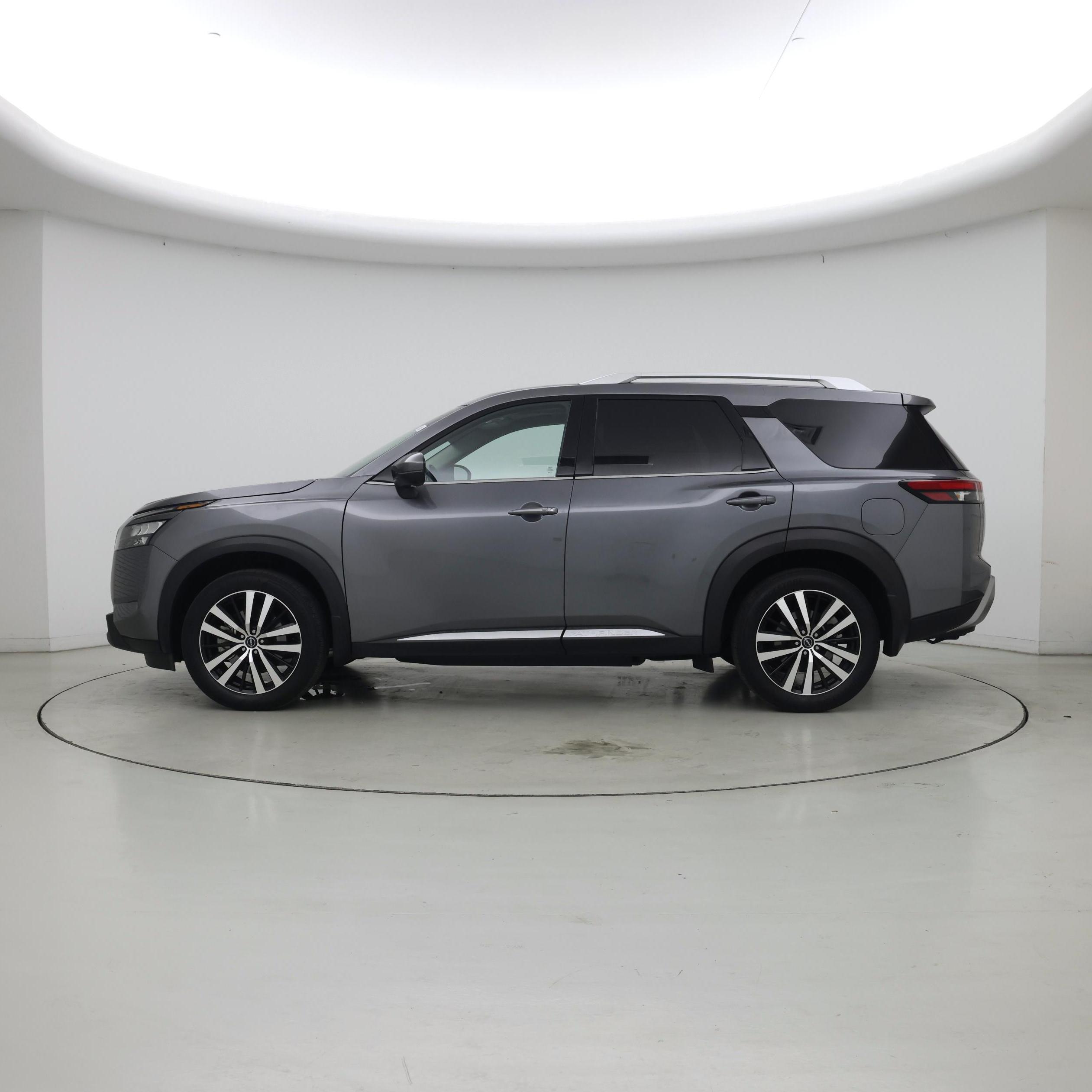 Thumbnail: 2025 Nissan Pathfinder - 3