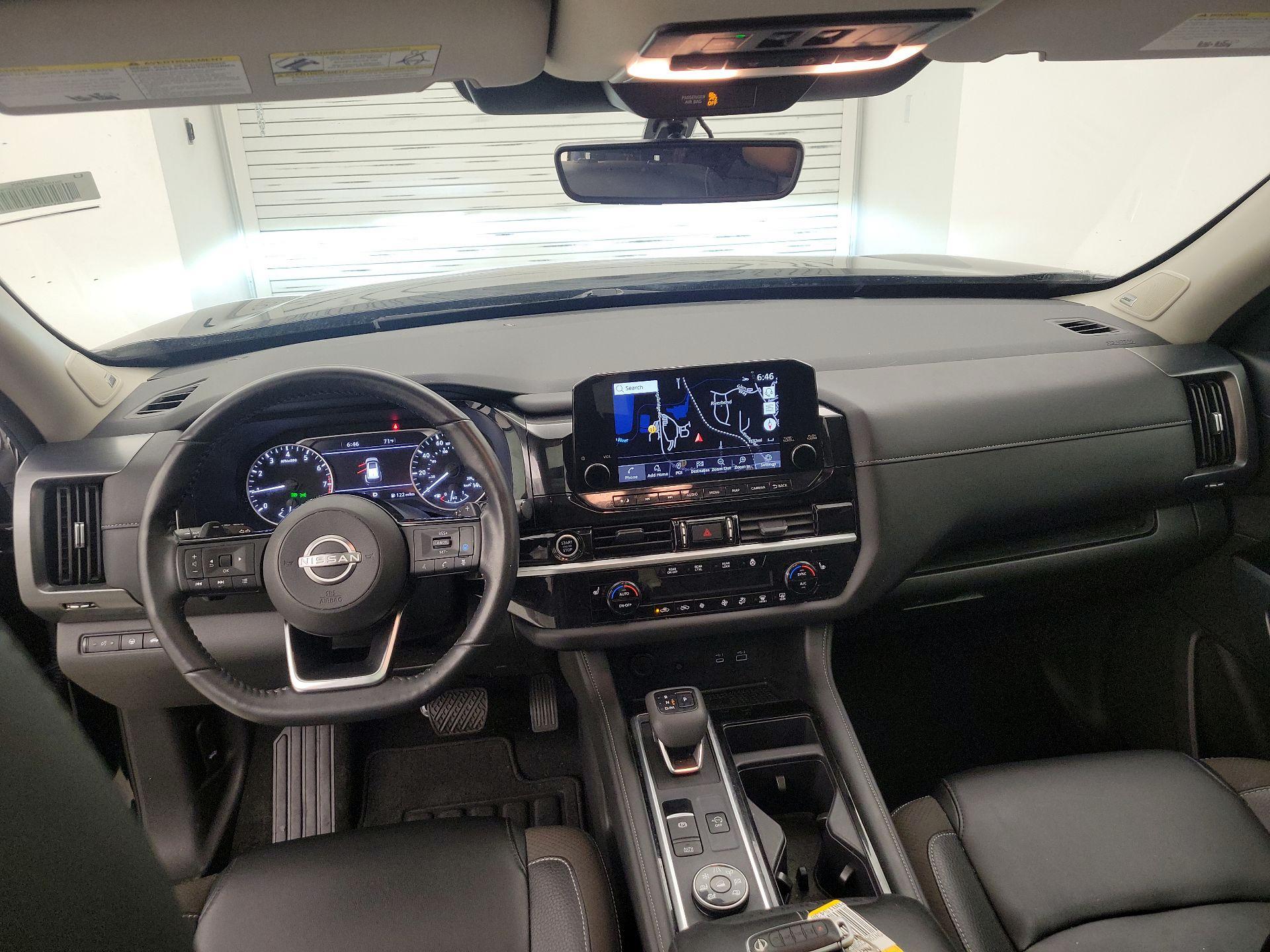 Thumbnail: 2024 Nissan Pathfinder - 9