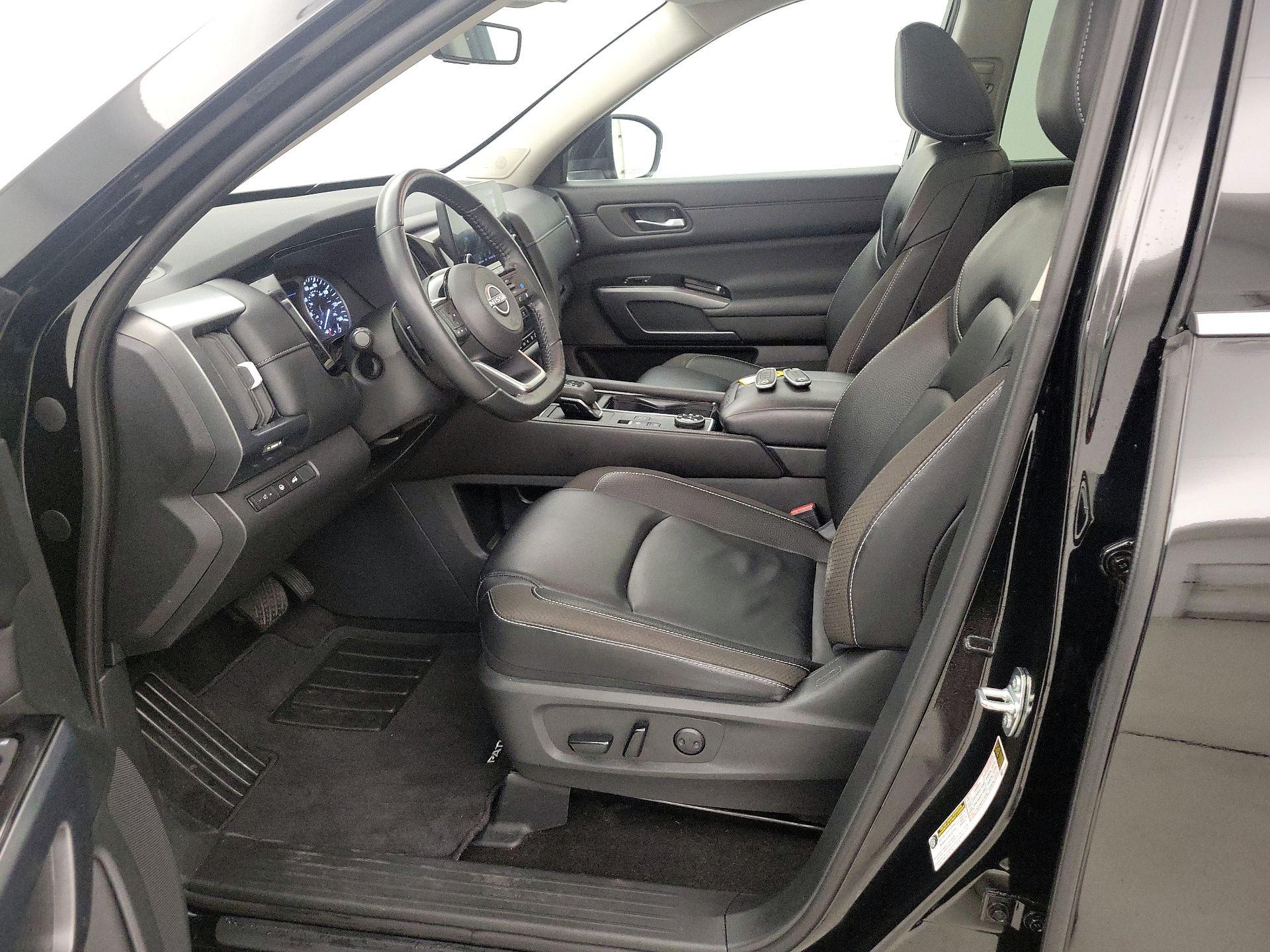 Thumbnail: 2024 Nissan Pathfinder - 11