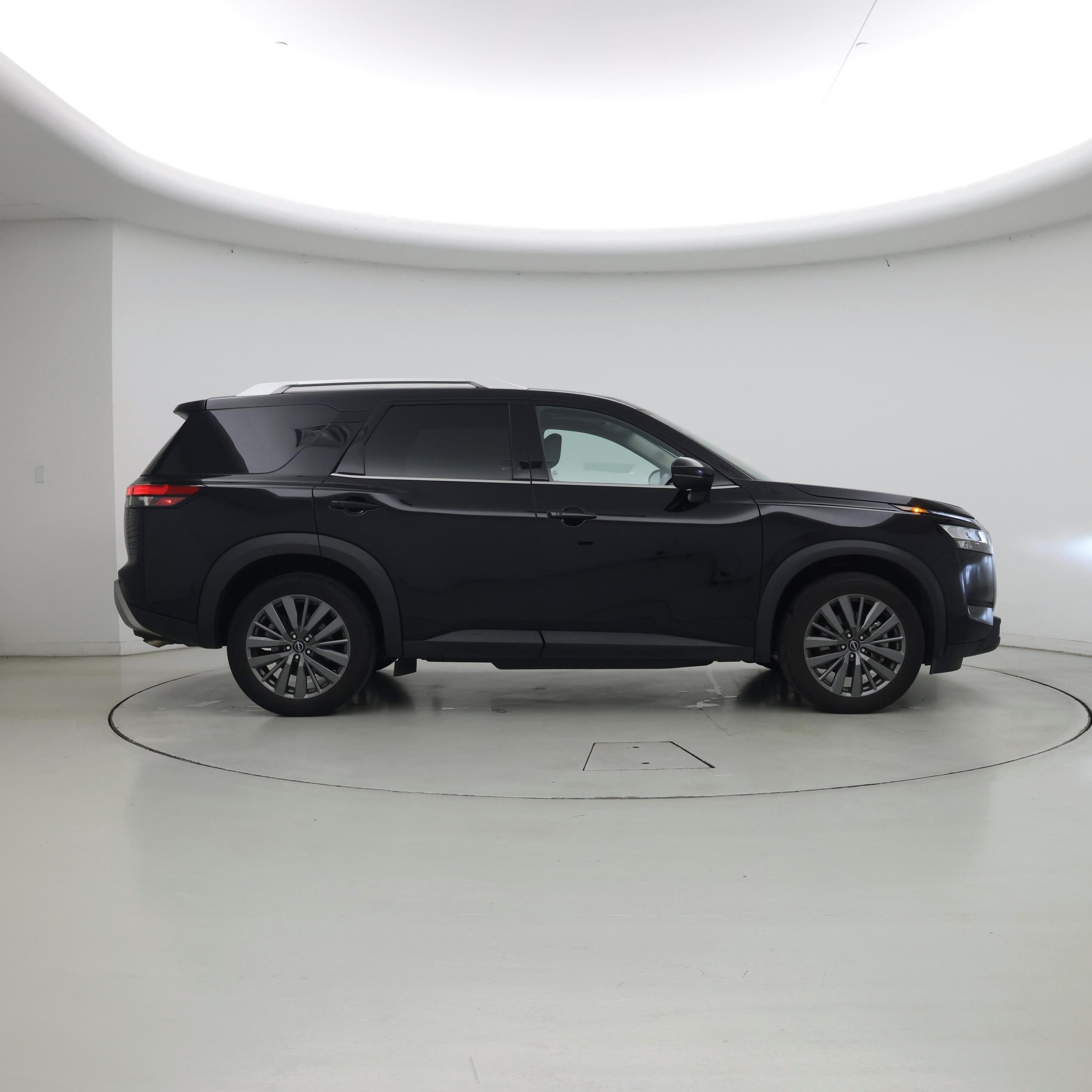 Thumbnail: 2024 Nissan Pathfinder - 7