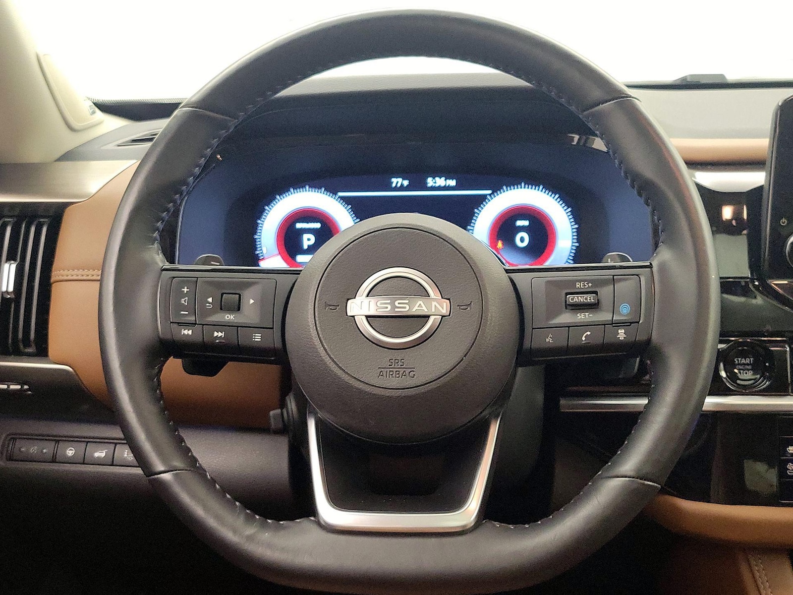 2025 Nissan Pathfinder Platinum - Photo 11