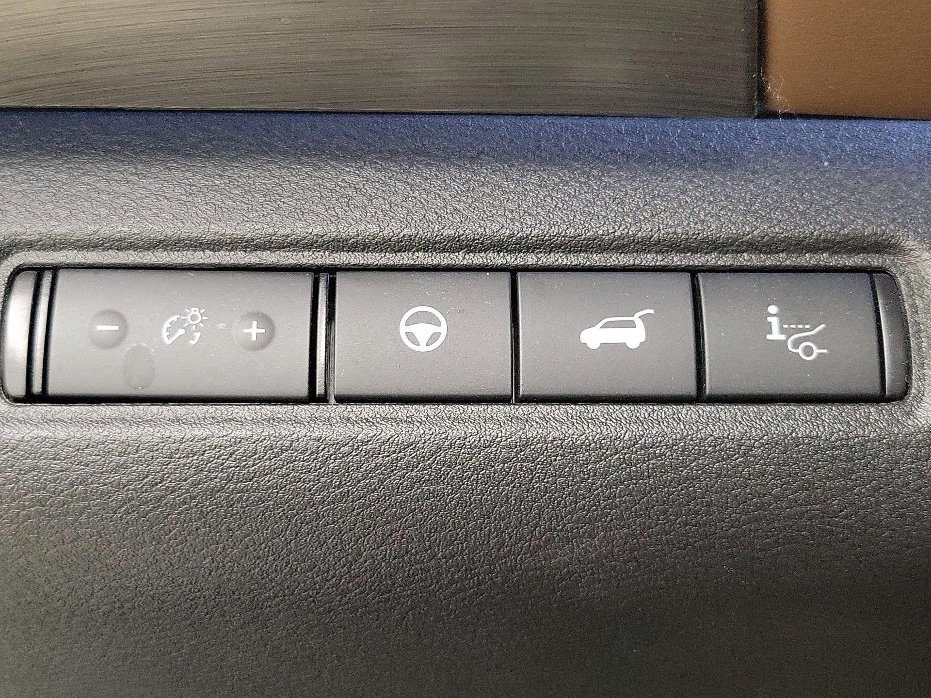 Thumbnail: 2025 Nissan Pathfinder - 13