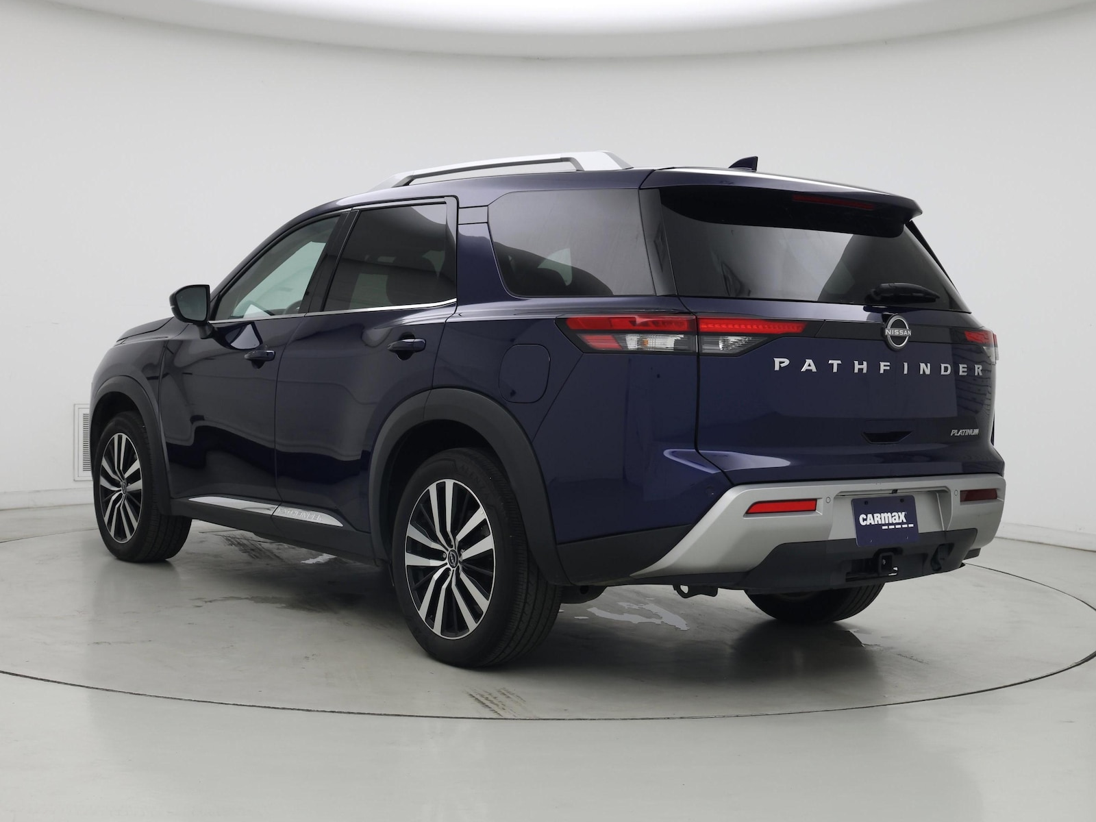 2025 Nissan Pathfinder Platinum - Photo 3