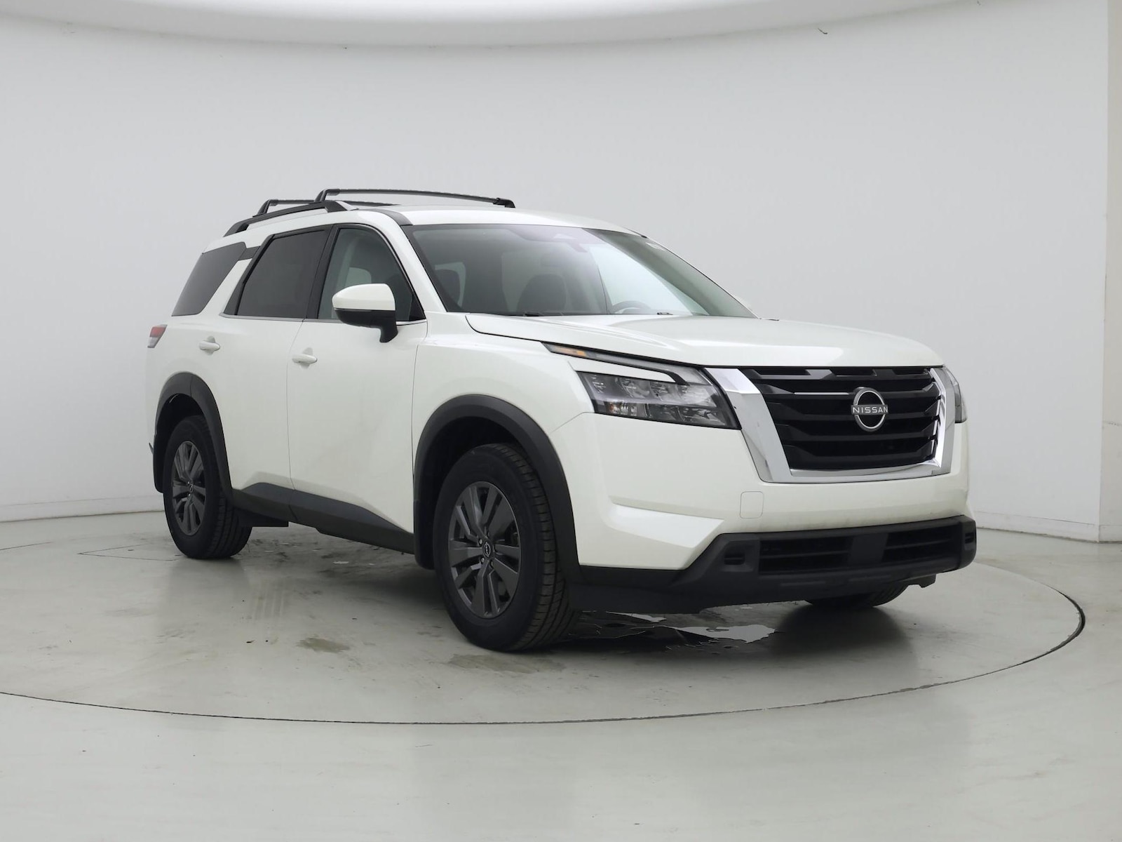 2023 Nissan Pathfinder SV - Photo 2