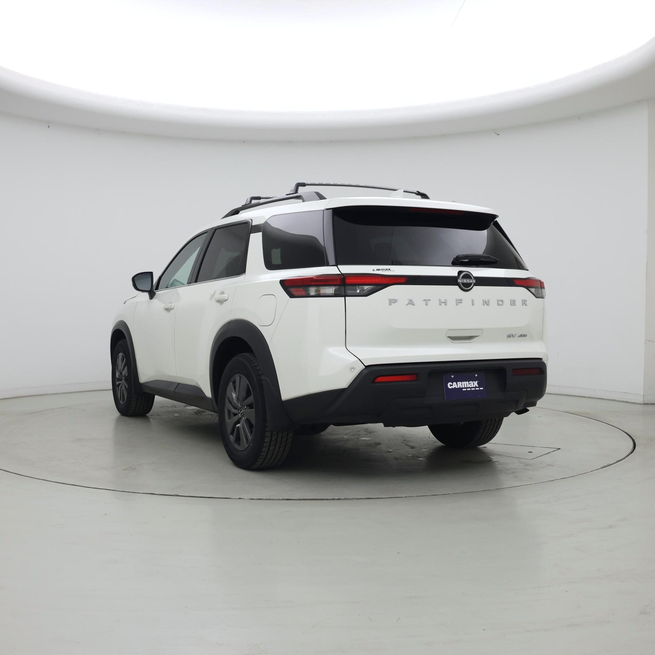 Thumbnail: 2023 Nissan Pathfinder - 2