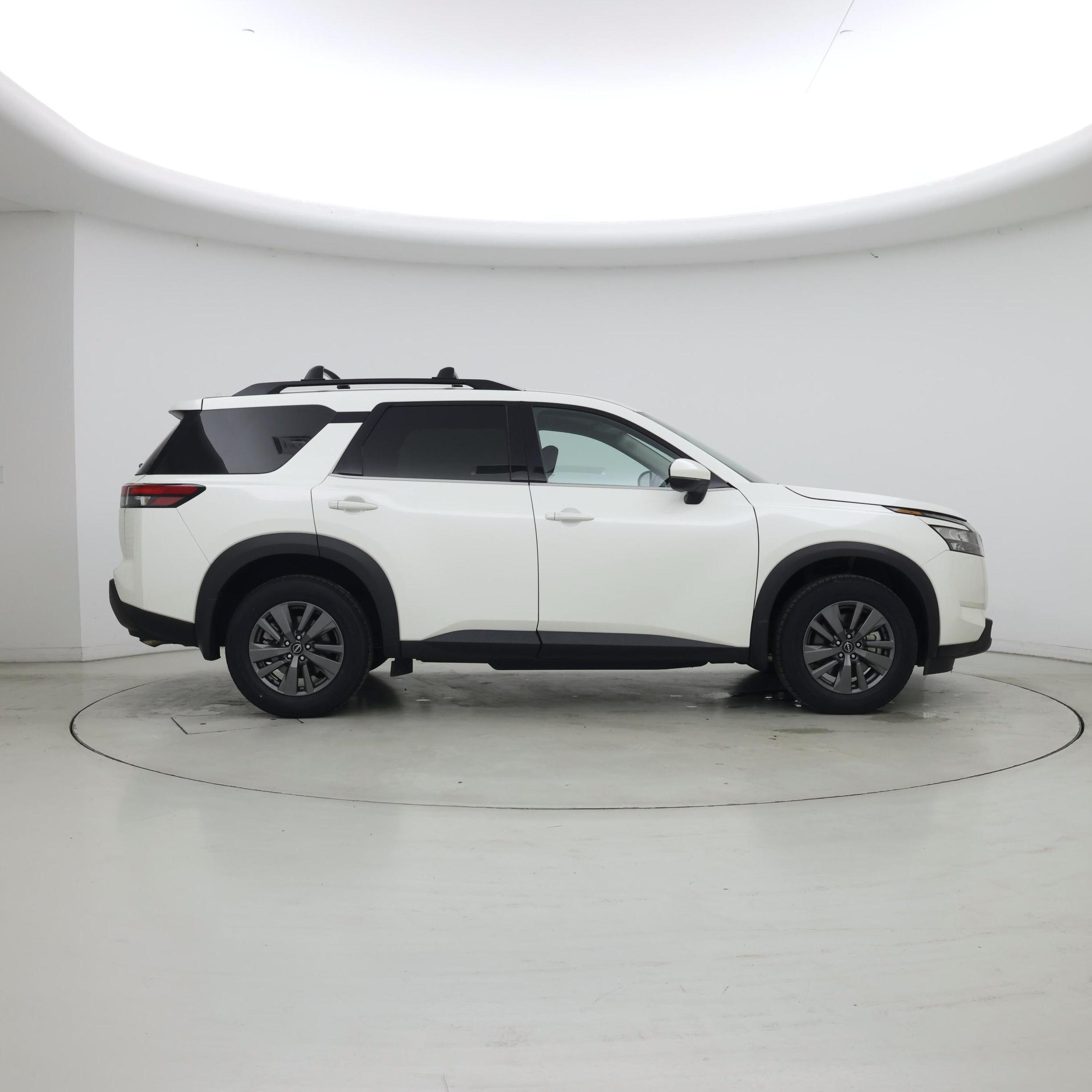 Thumbnail: 2023 Nissan Pathfinder - 7