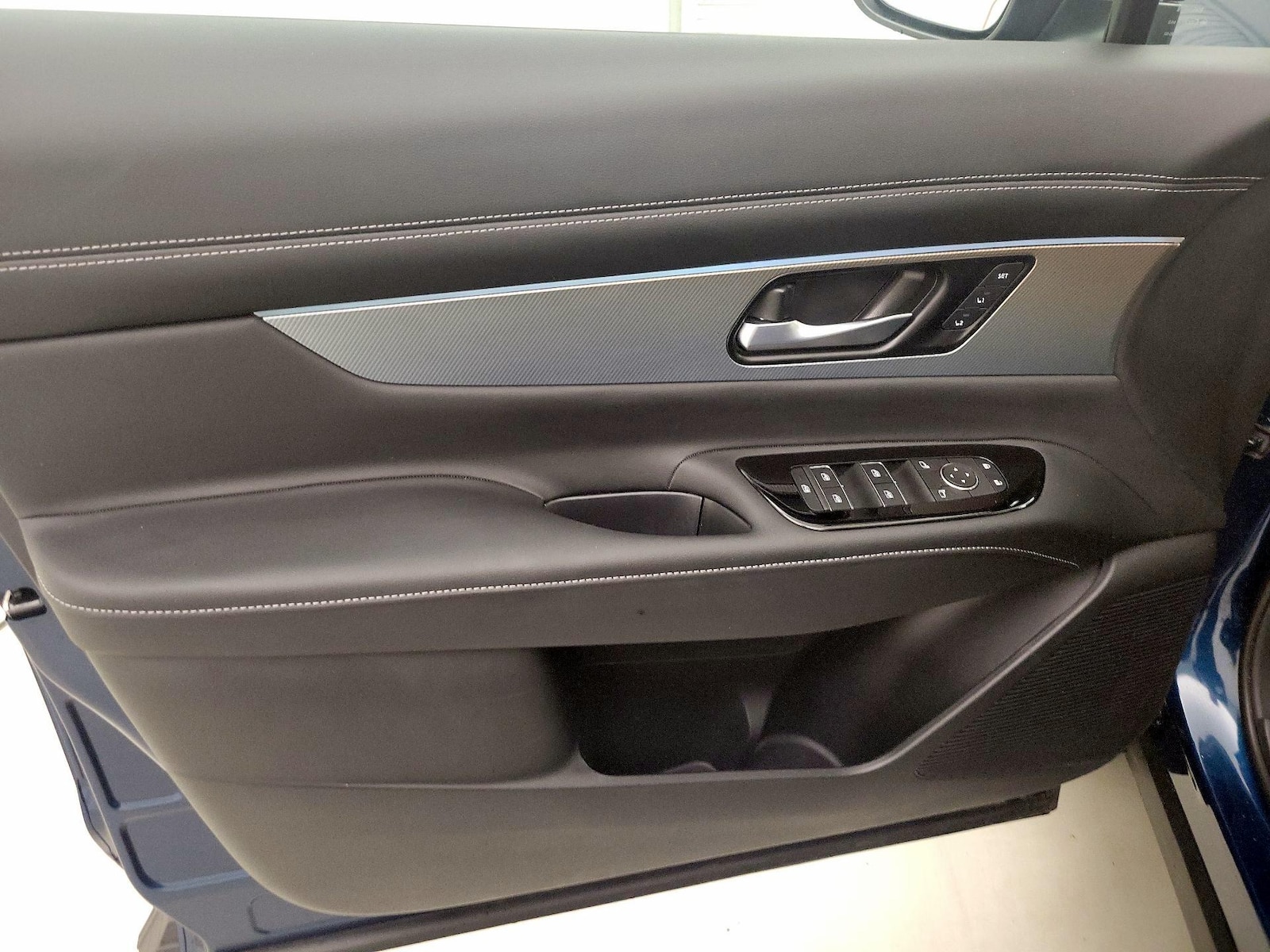 2025 Nissan Murano SL - Photo 13