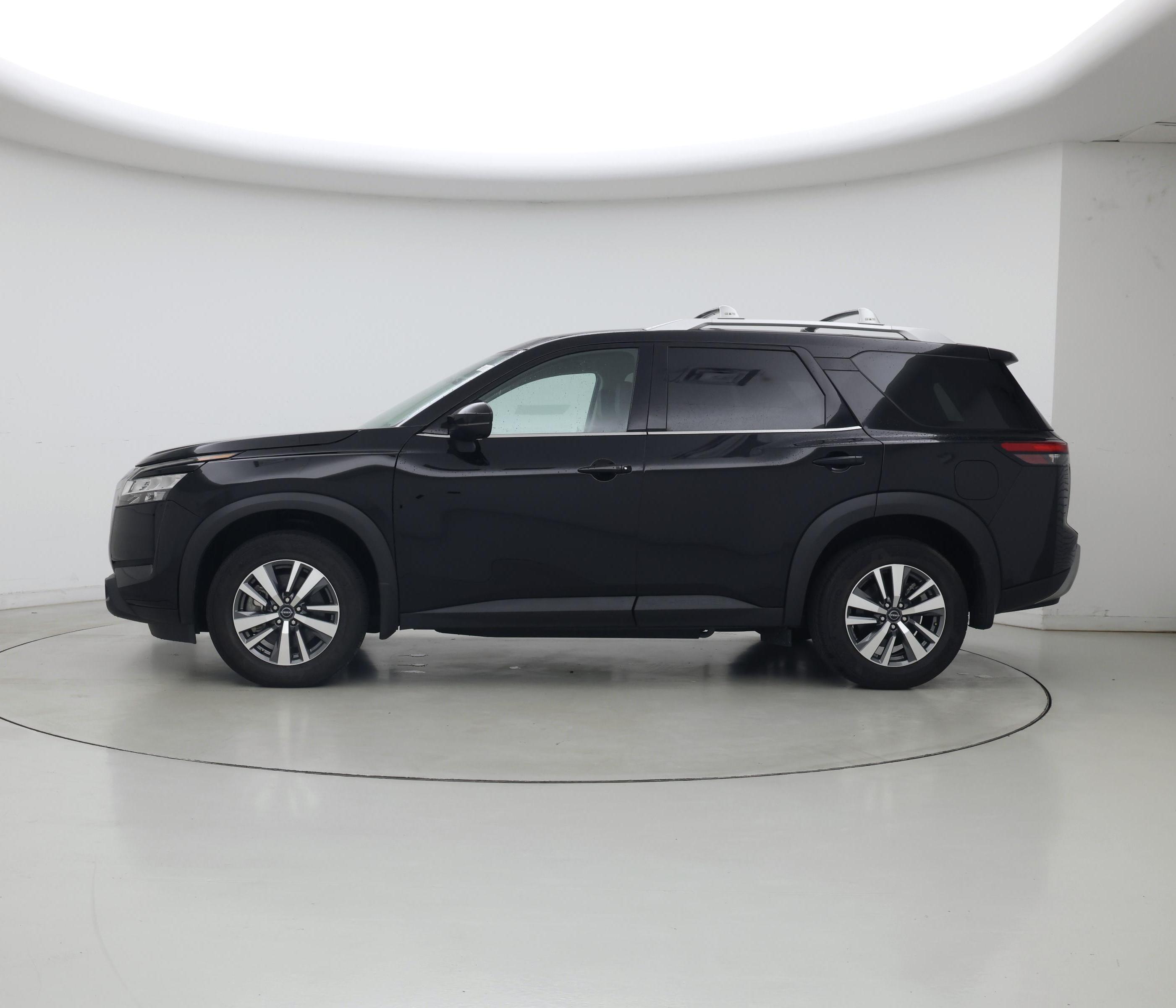 Thumbnail: 2024 Nissan Pathfinder - 3
