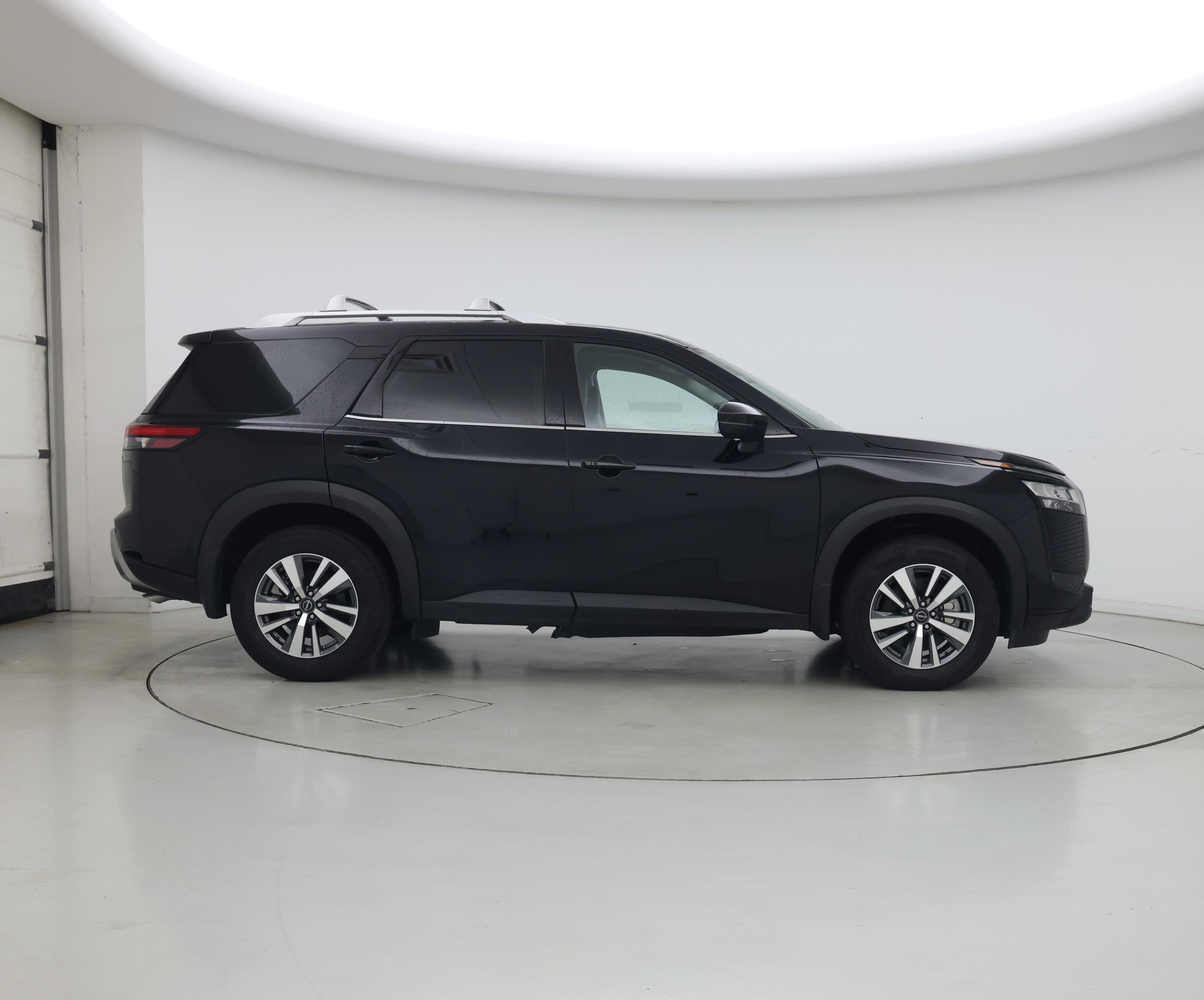 Thumbnail: 2024 Nissan Pathfinder - 7
