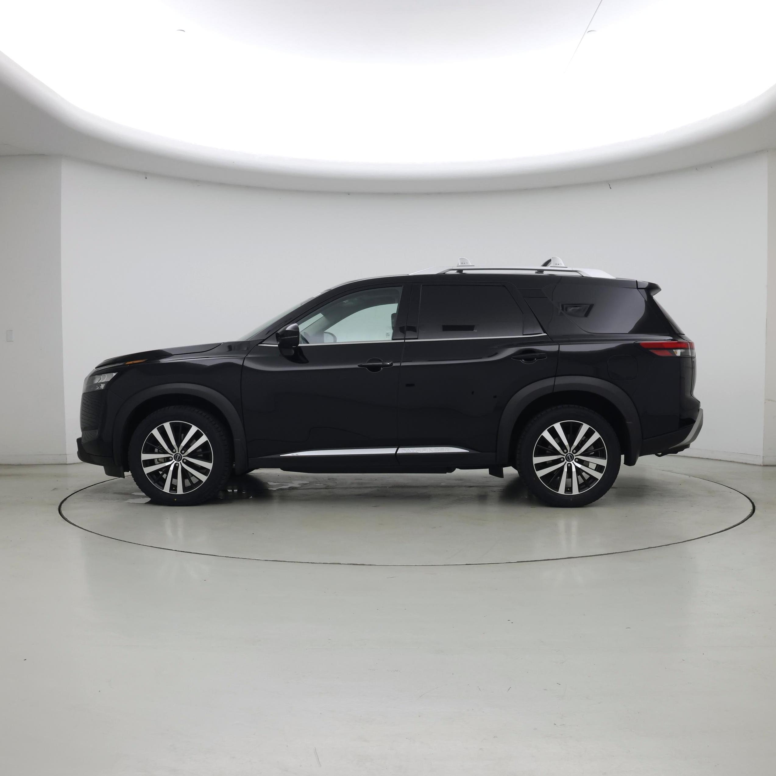 Thumbnail: 2025 Nissan Pathfinder - 3
