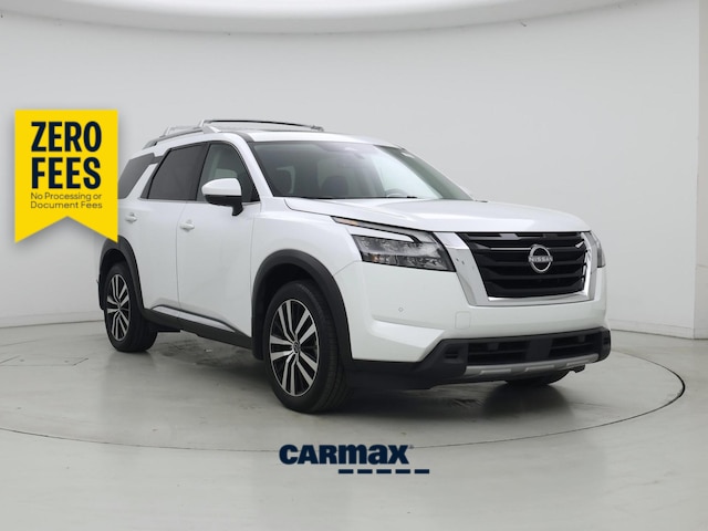 White 2025 Nissan Pathfinder SUV / Crossover All-Wheel Drive Automatic