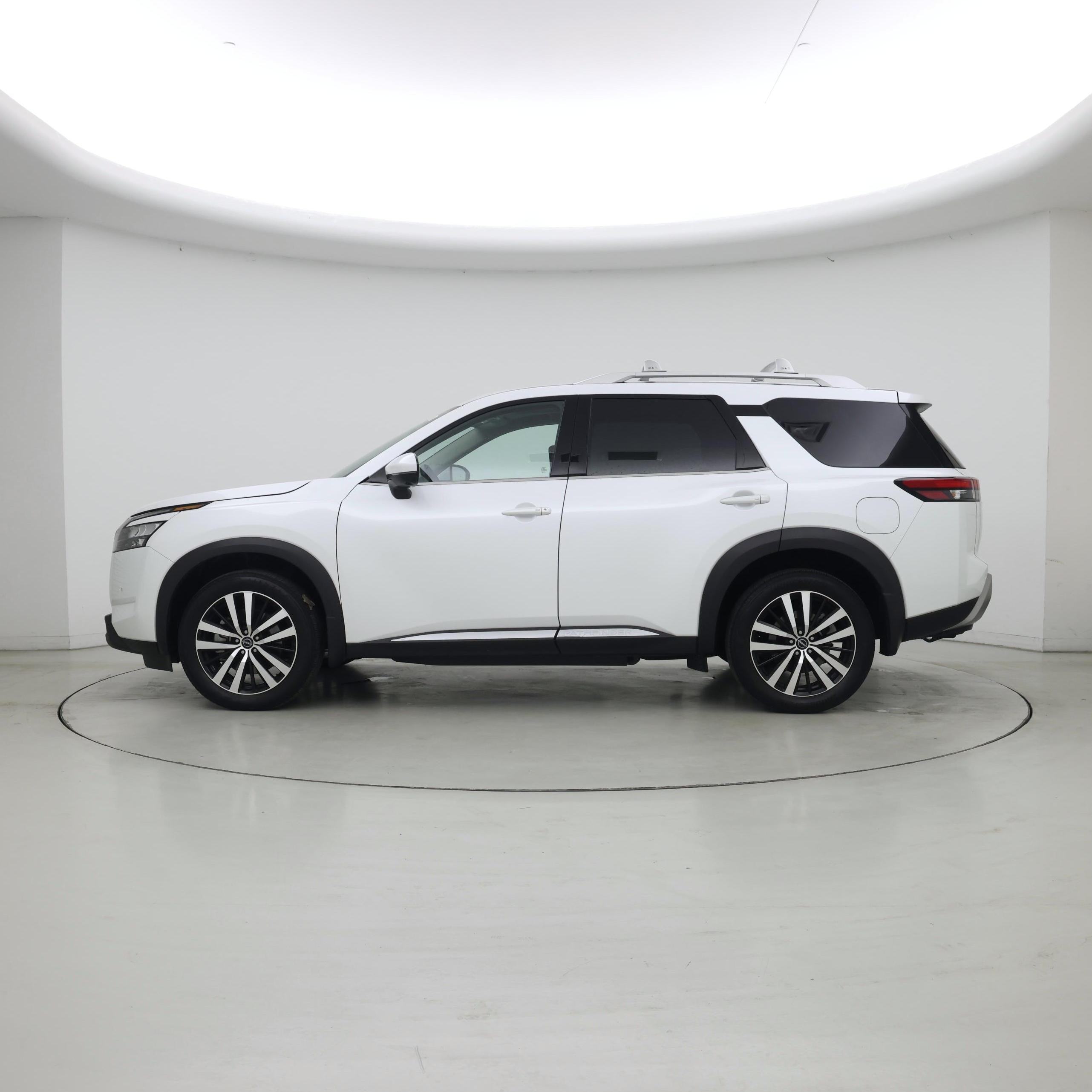 Thumbnail: 2025 Nissan Pathfinder - 3