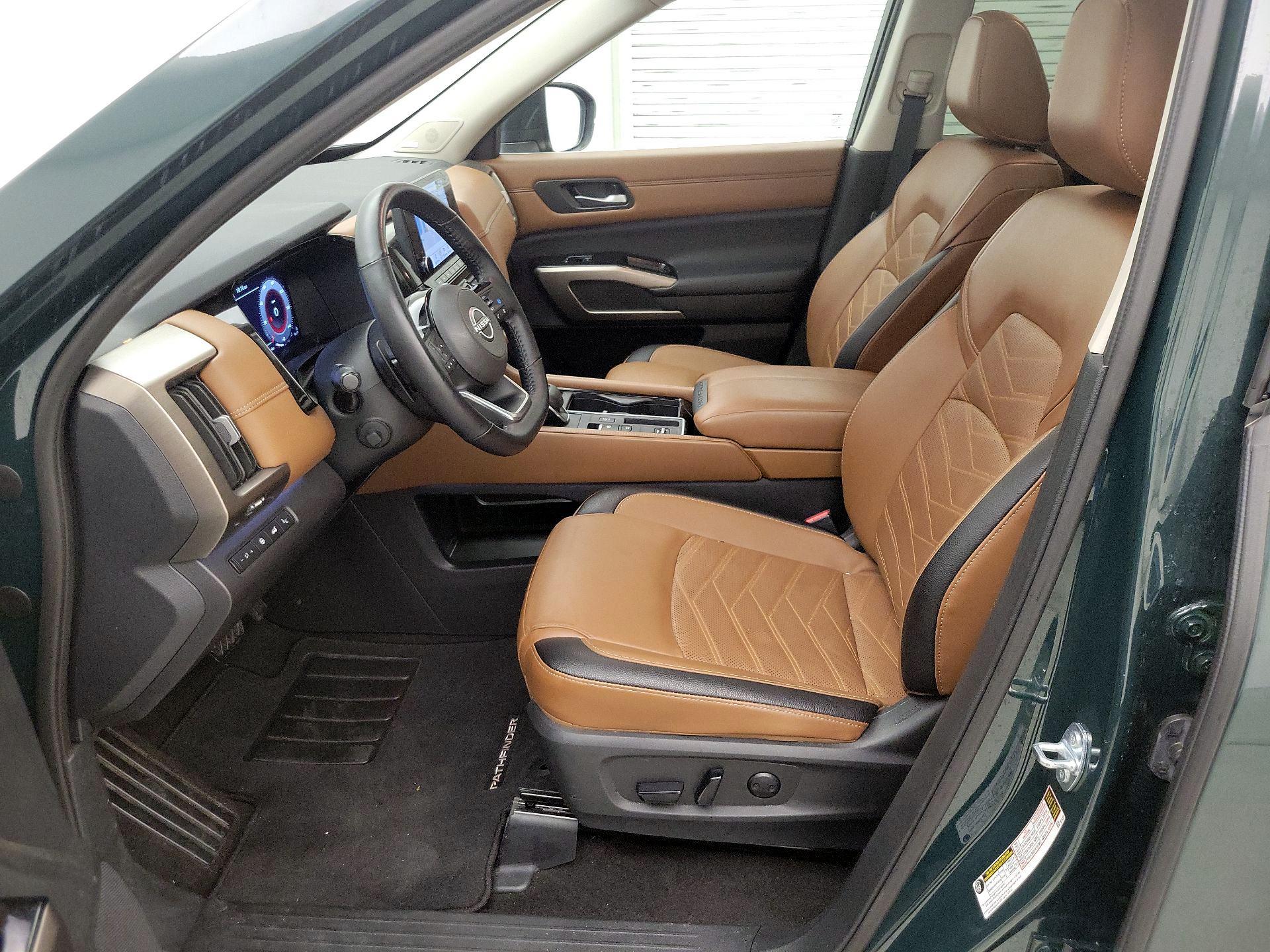 Thumbnail: 2025 Nissan Pathfinder - 11