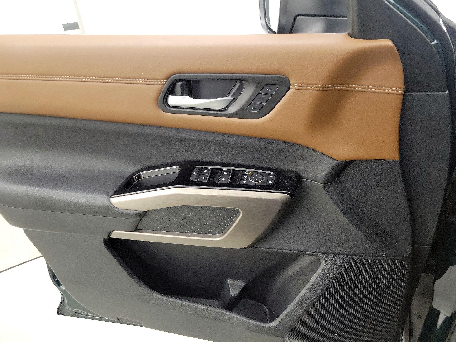 Thumbnail: 2025 Nissan Pathfinder - 12