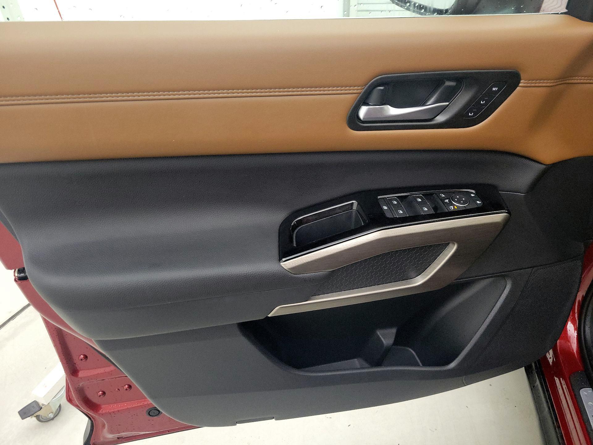 Thumbnail: 2025 Nissan Pathfinder - 12