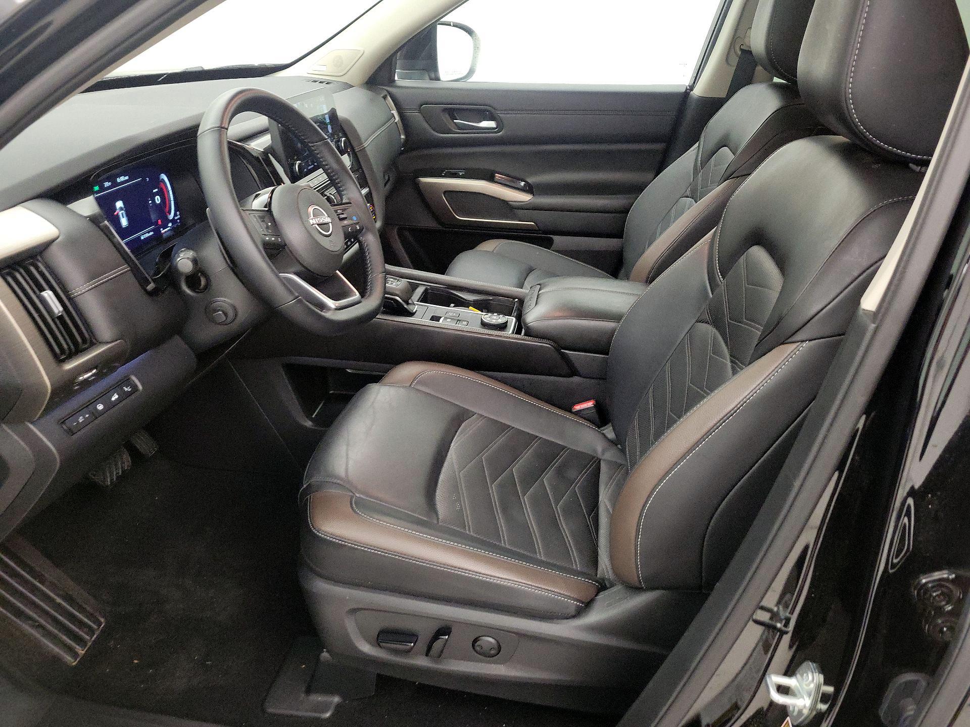 Thumbnail: 2025 Nissan Pathfinder - 11