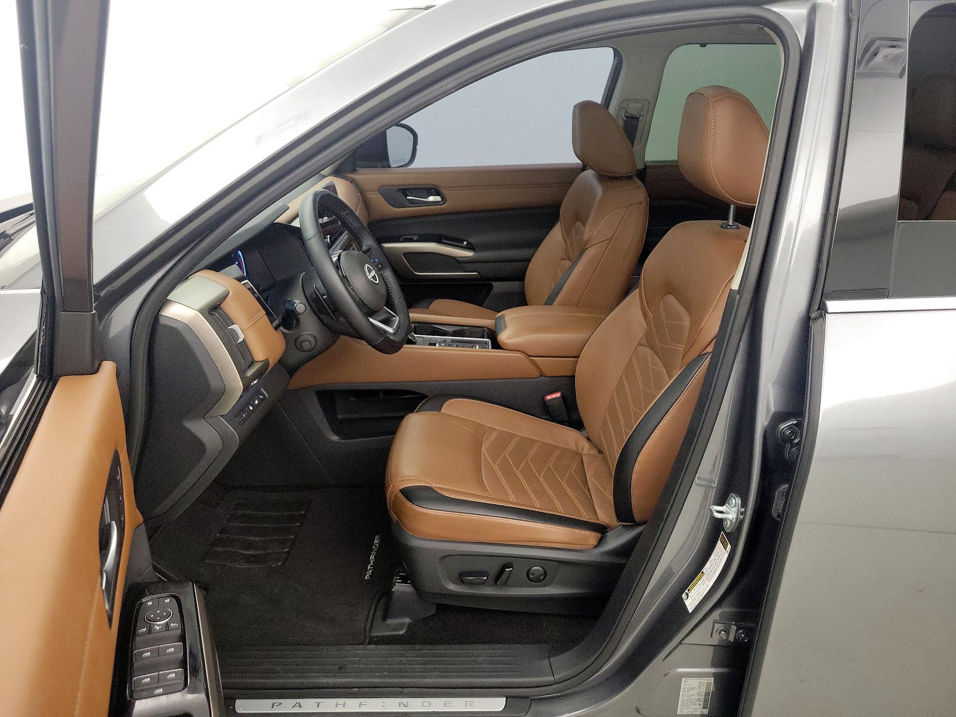 Thumbnail: 2025 Nissan Pathfinder - 11