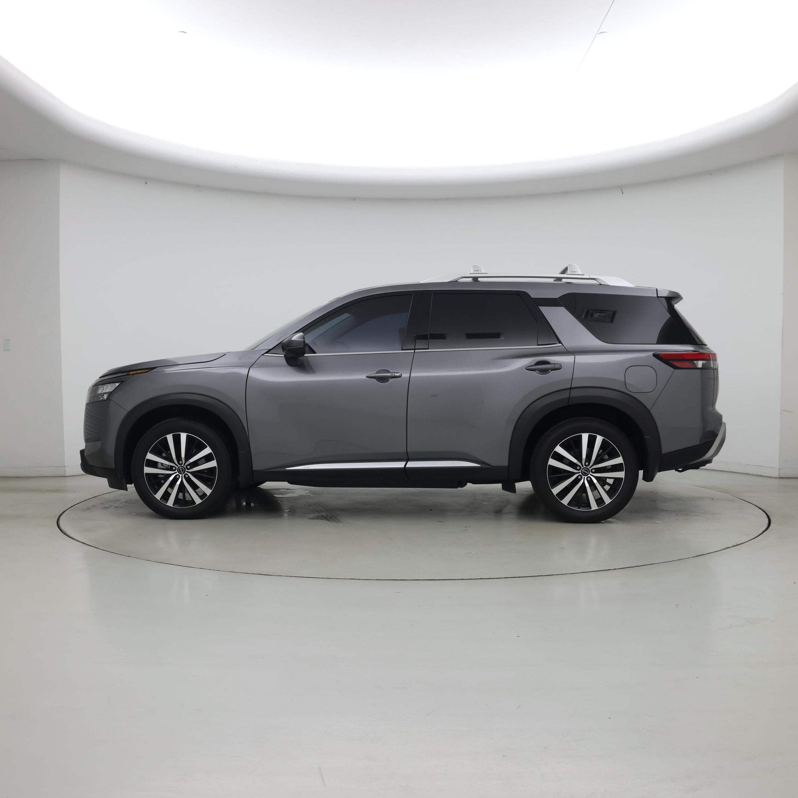 Thumbnail: 2025 Nissan Pathfinder - 3