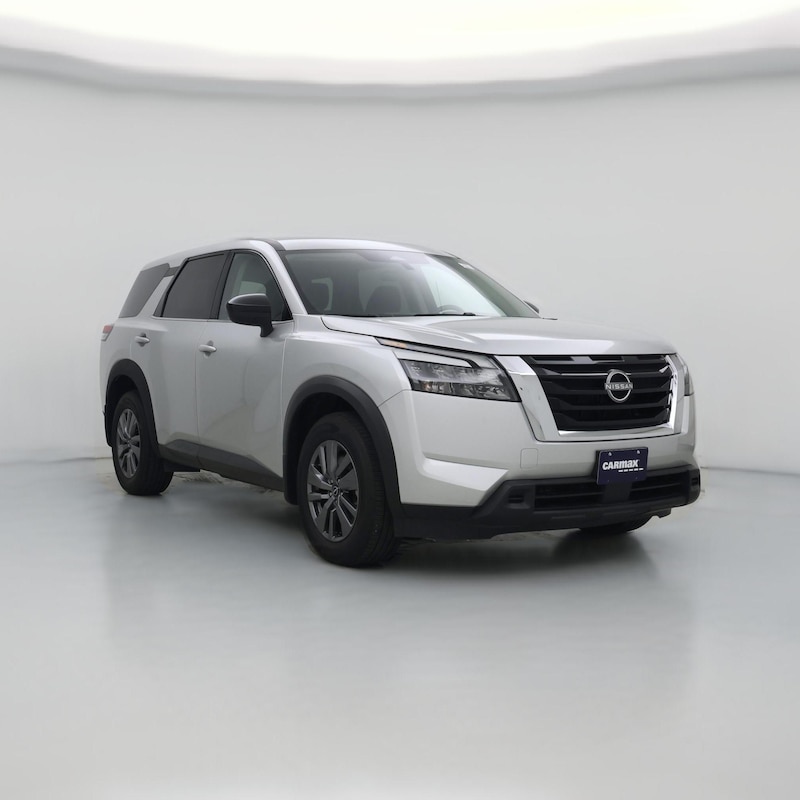 2025 Nissan Pathfinder S