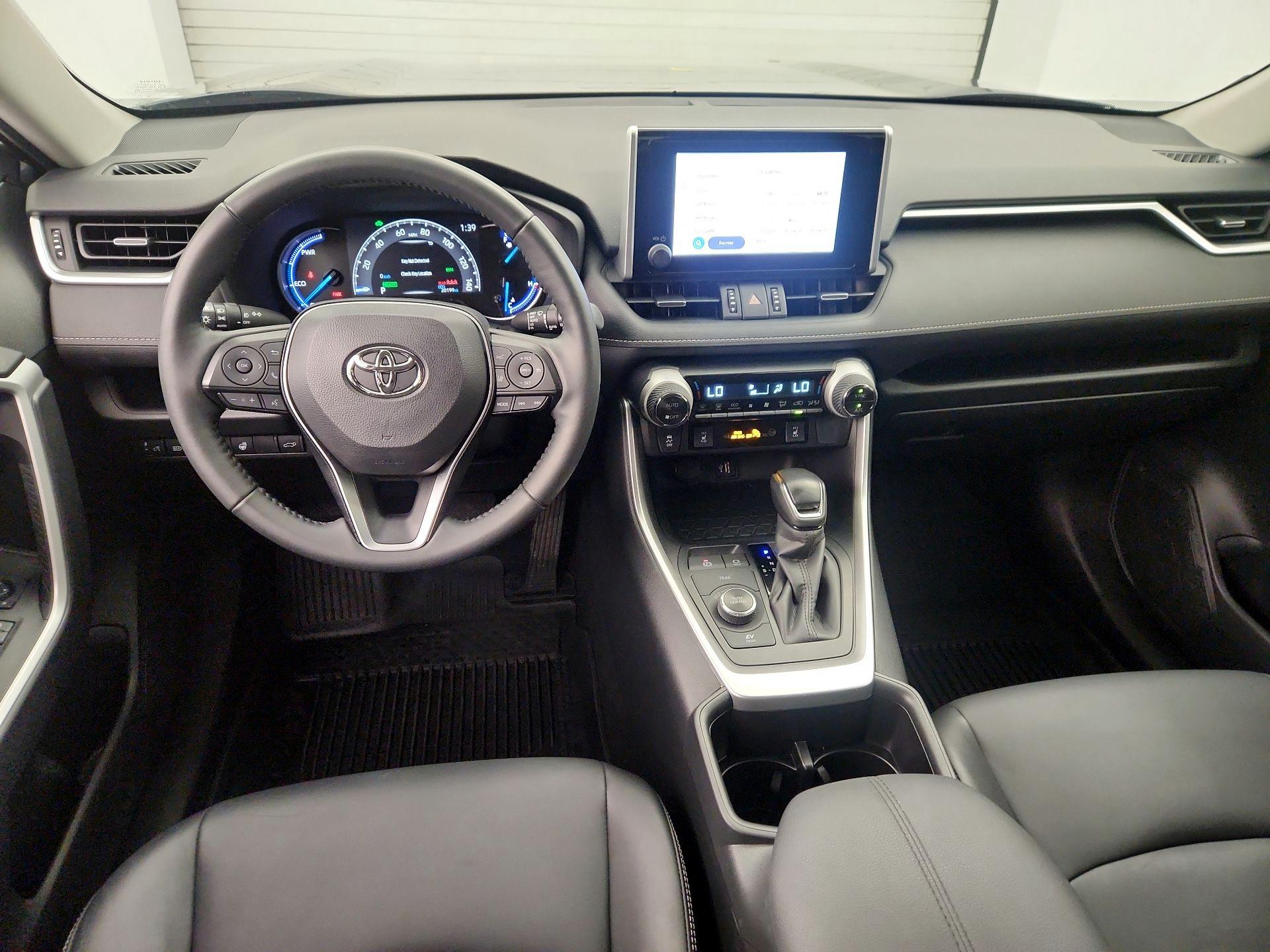 Thumbnail: 2024 Toyota RAV4 - 9