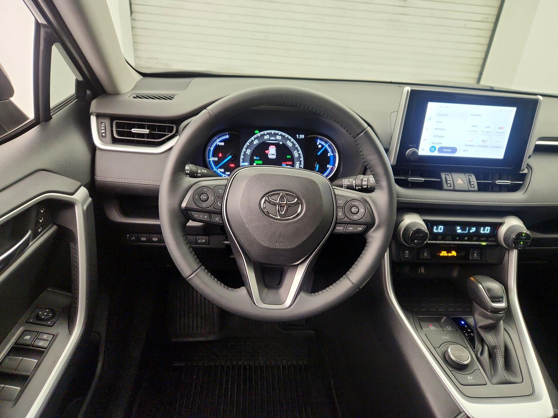 Thumbnail: 2024 Toyota RAV4 - 10