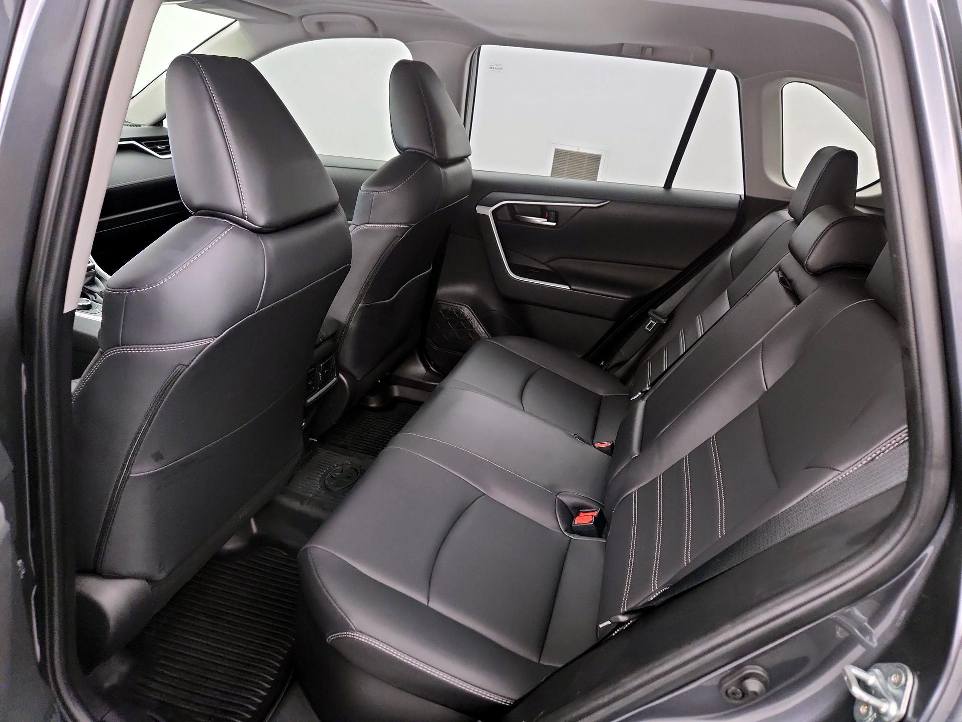 Thumbnail: 2024 Toyota RAV4 - 18