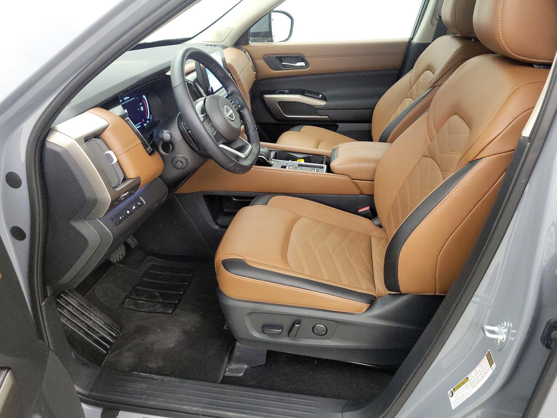 Thumbnail: 2025 Nissan Pathfinder - 11
