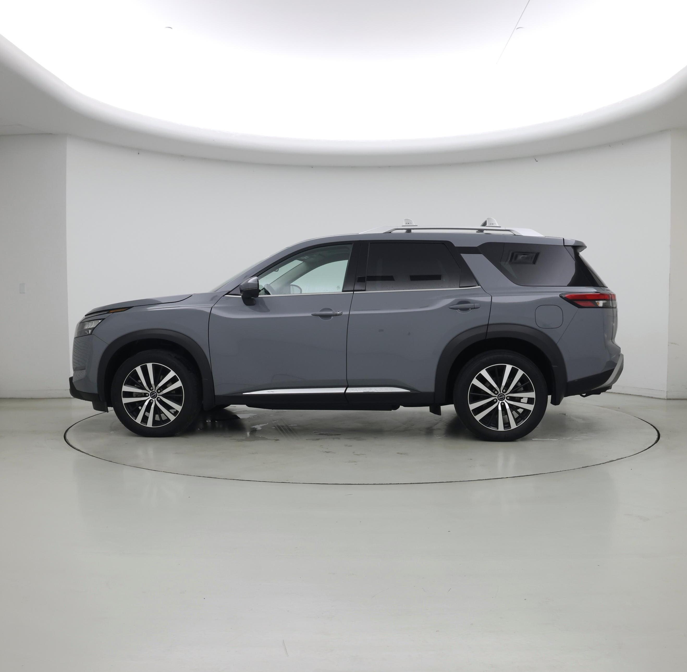 Thumbnail: 2025 Nissan Pathfinder - 3