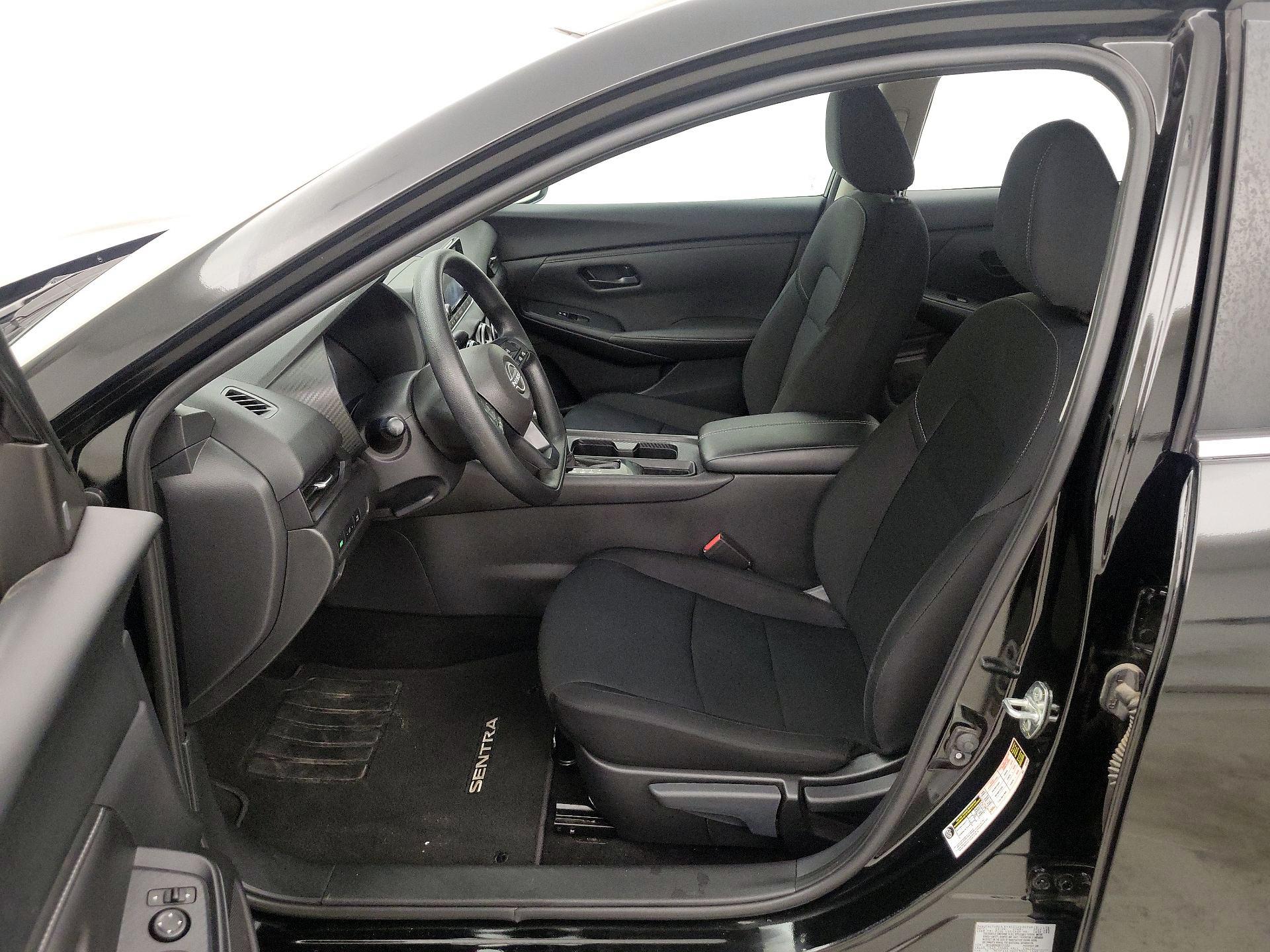 Thumbnail: 2024 Nissan Sentra - 11