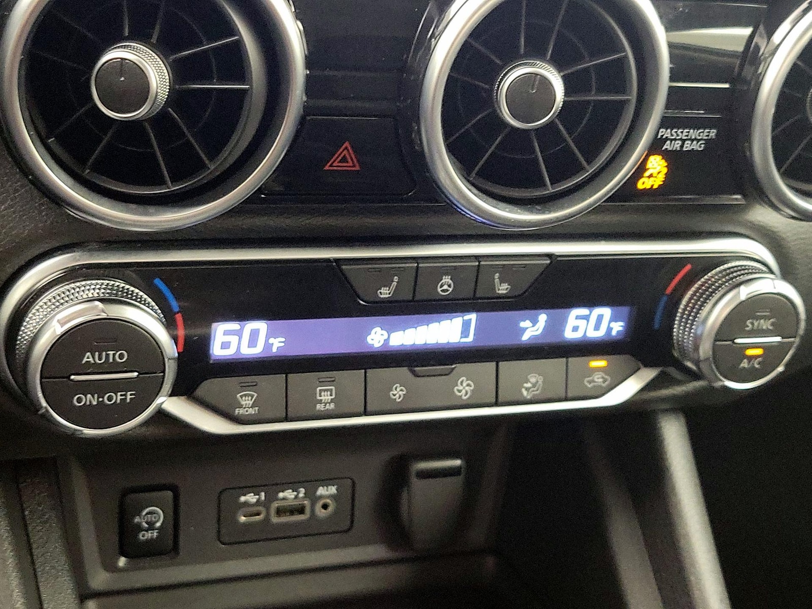 2024 Nissan Sentra SV - Photo 17
