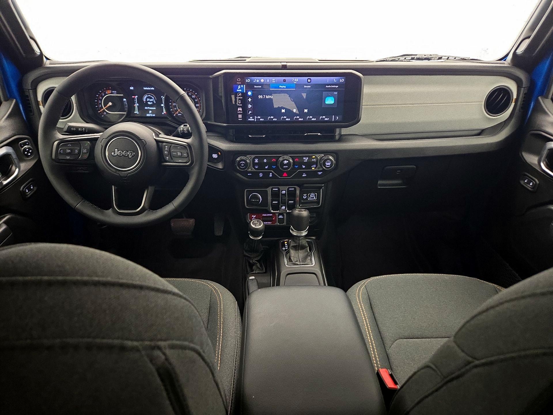Thumbnail: 2025 Jeep Wrangler - 9