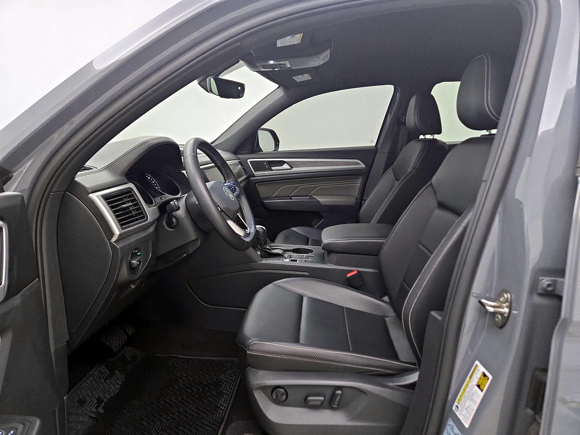 Thumbnail: 2021 Volkswagen Atlas - 11