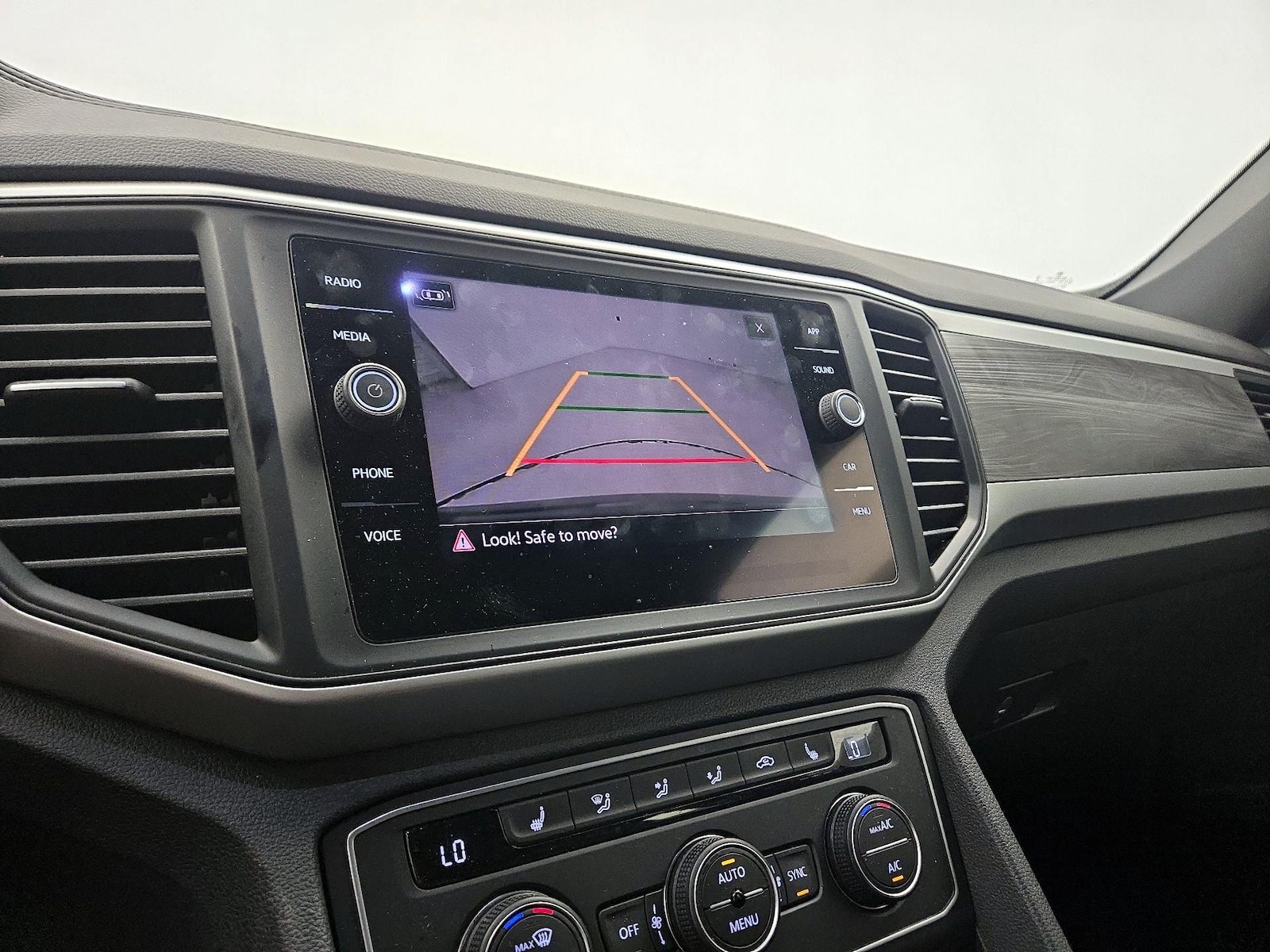 2021 Volkswagen Atlas Cross Sport SE w/Tech - Photo 15