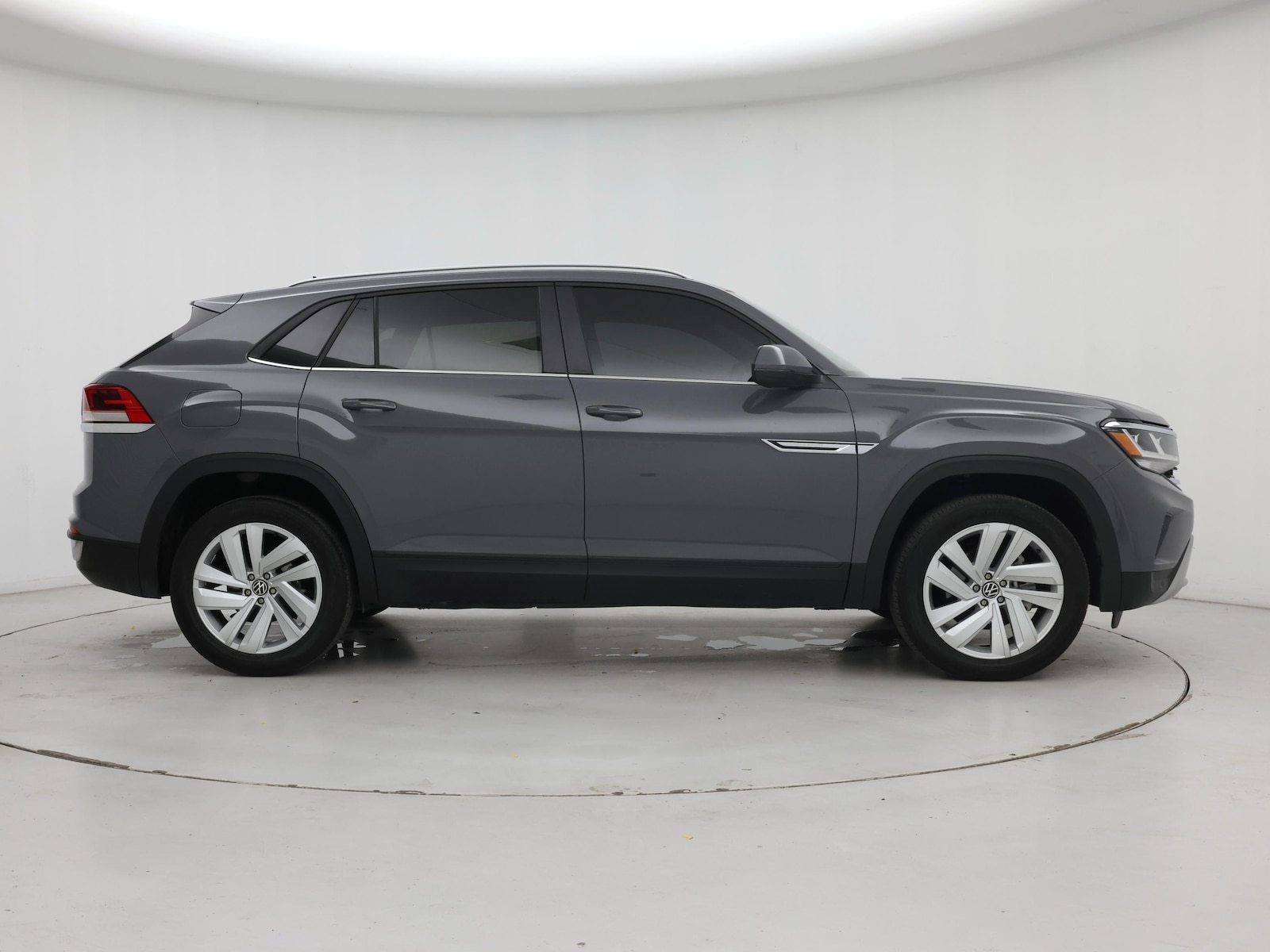 2021 Volkswagen Atlas Cross Sport SE w/Tech - Photo 8