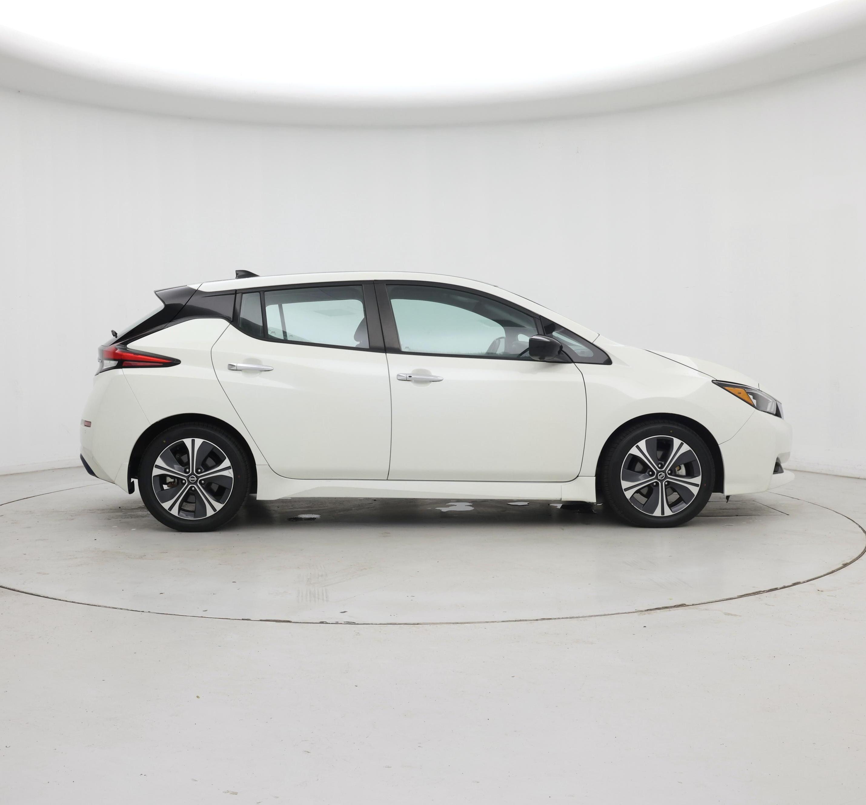Thumbnail: 2020 Nissan Leaf - 7