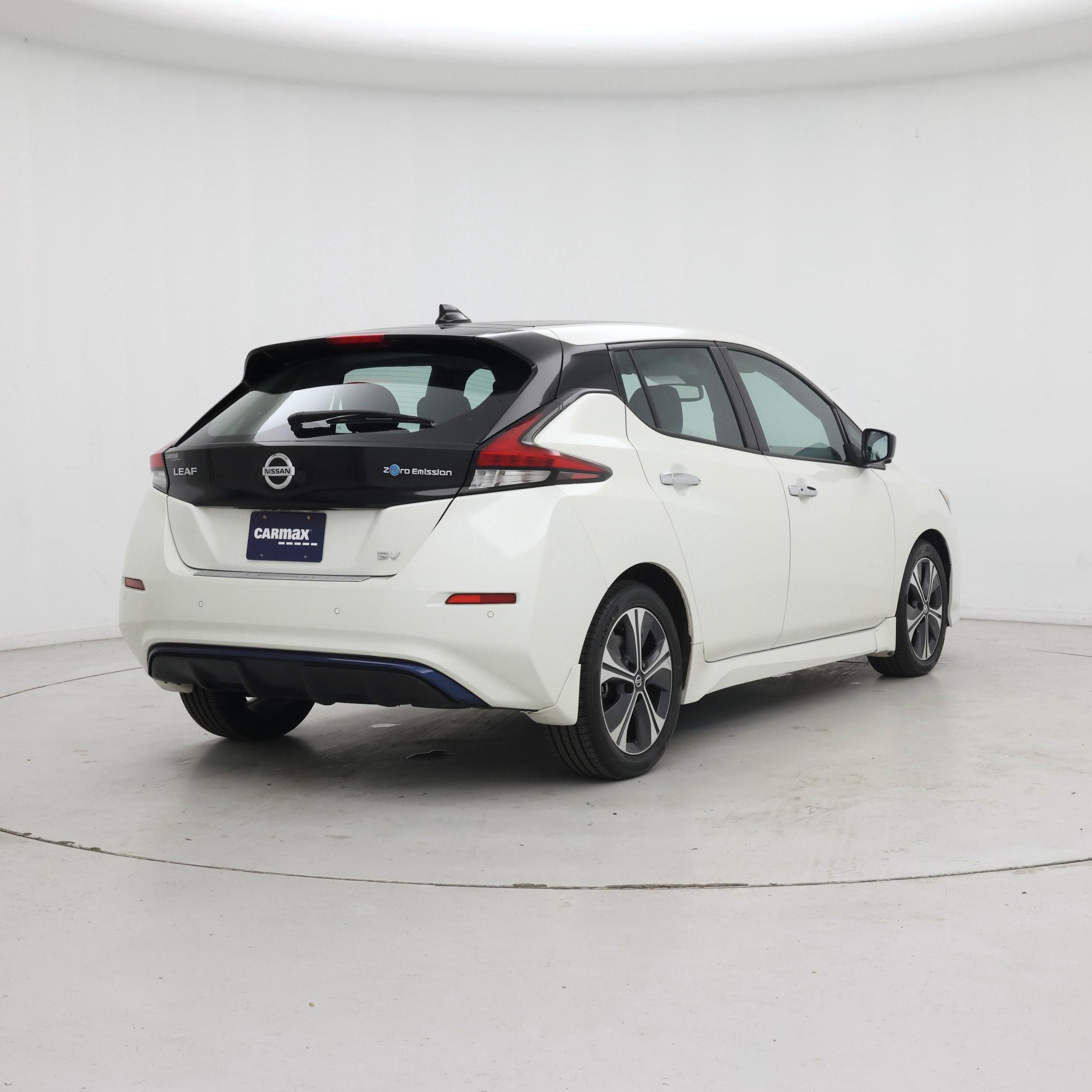 Thumbnail: 2020 Nissan Leaf - 8