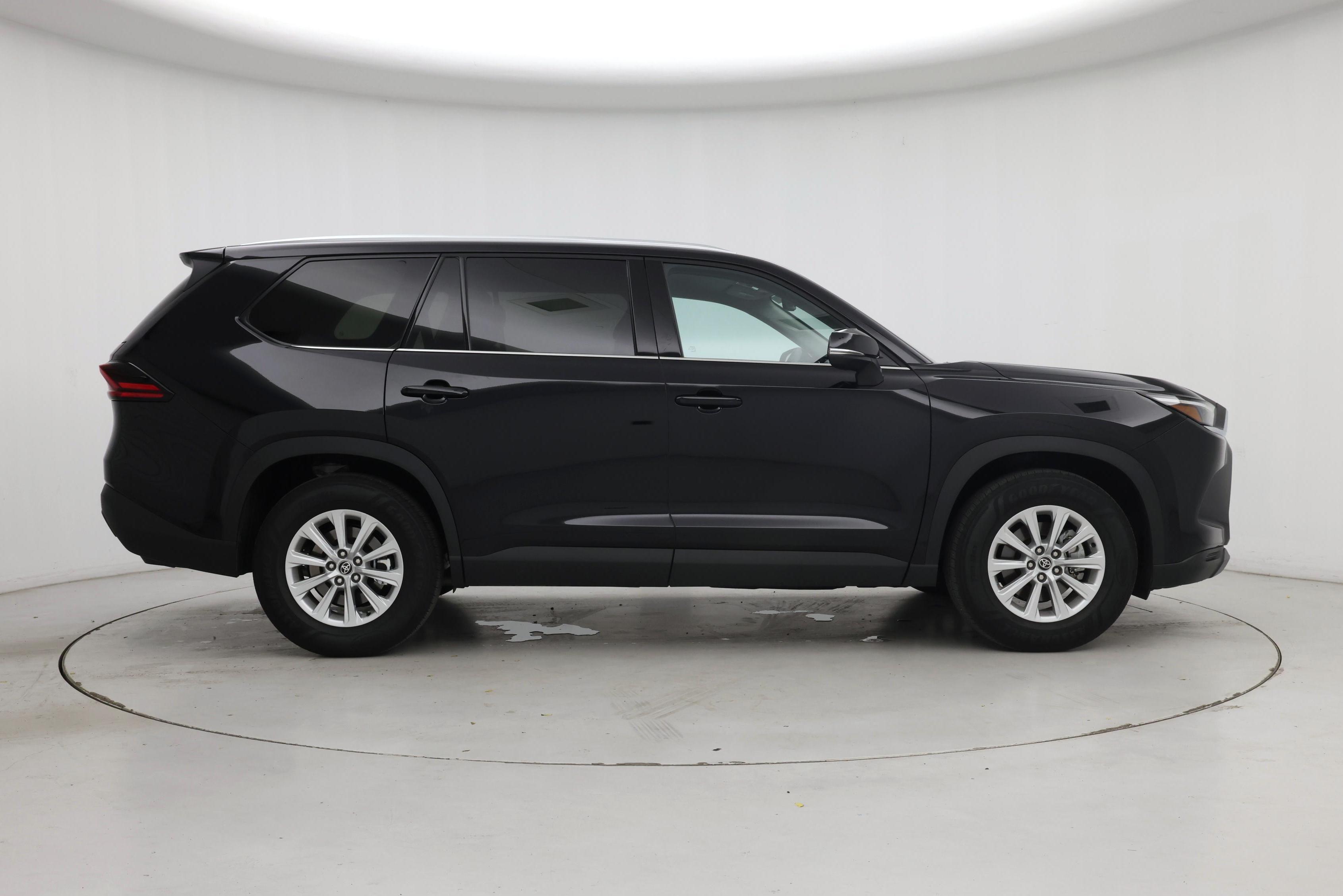 Thumbnail: 2026 Toyota Highlander - 7