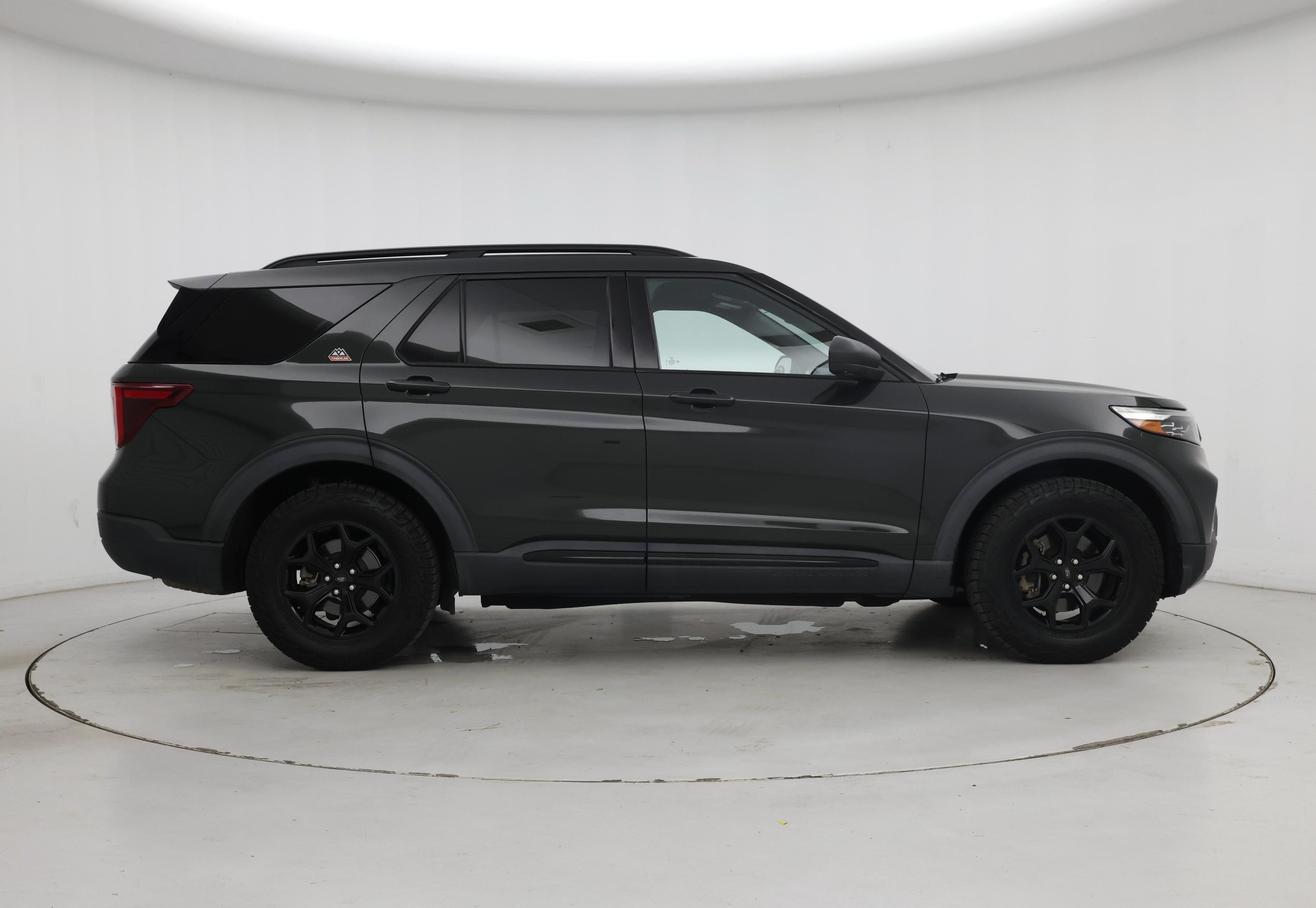 Thumbnail: 2022 Ford Explorer - 7