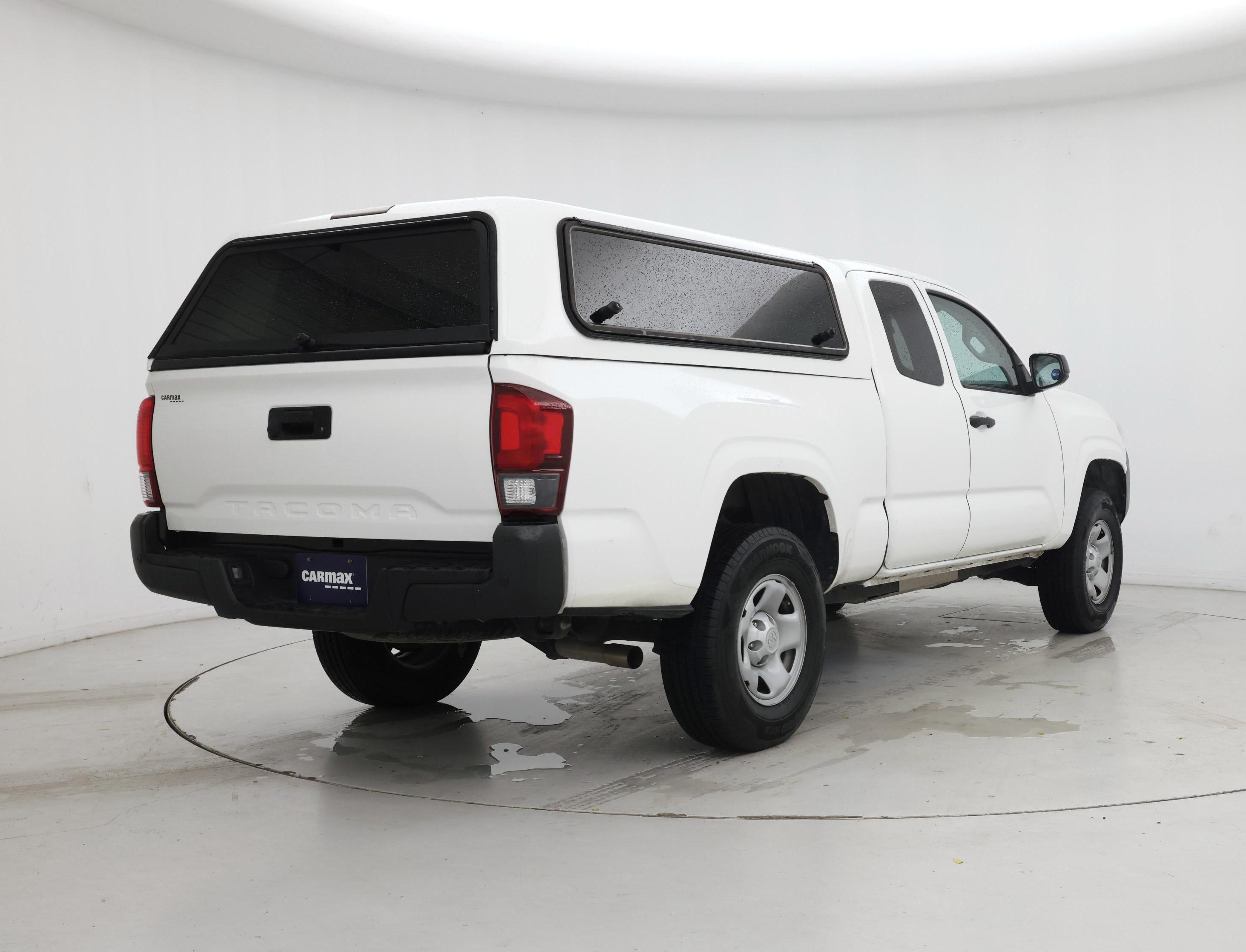 Thumbnail: 2022 Toyota Tacoma - 8