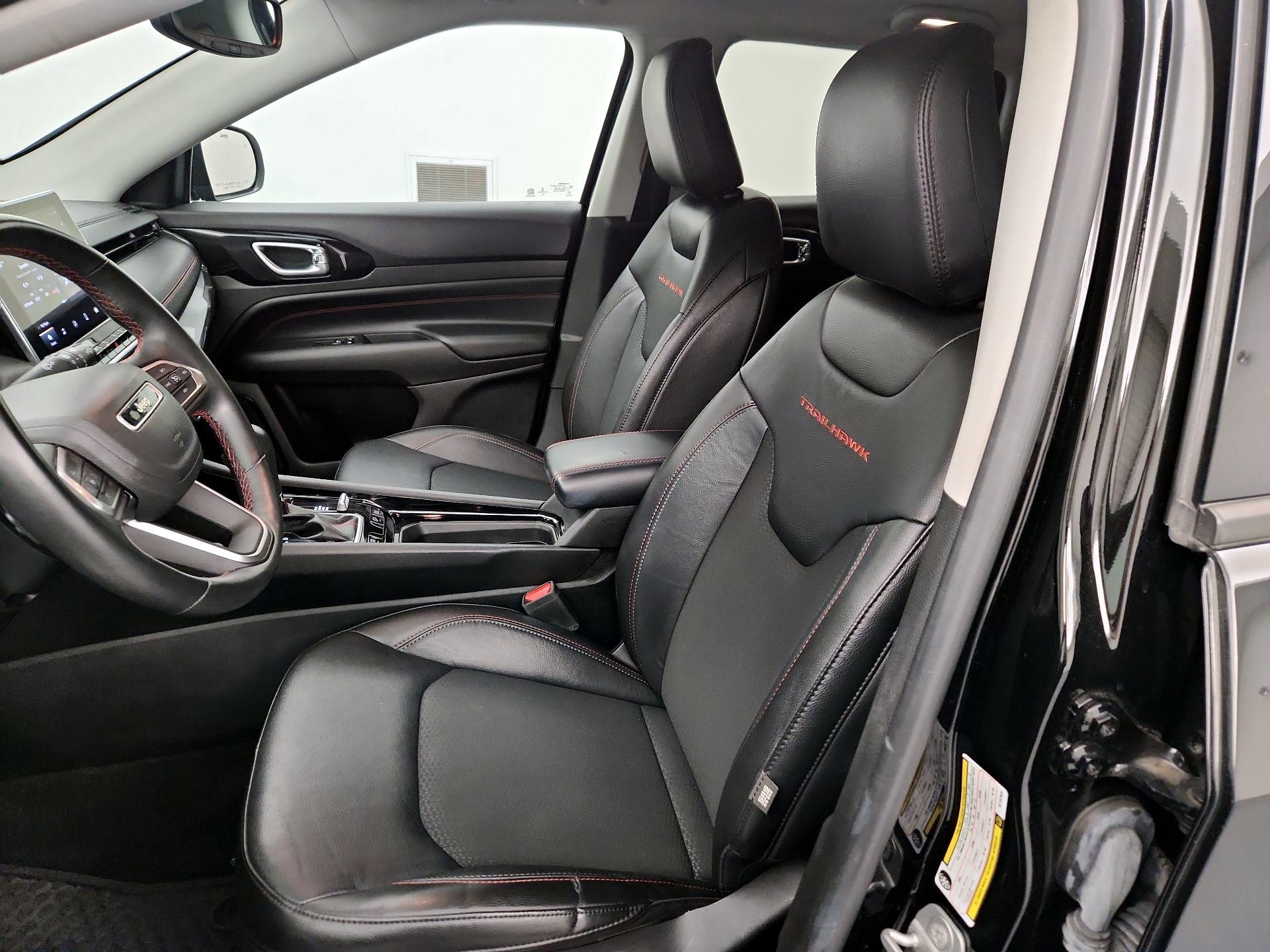 Thumbnail: 2022 Jeep Compass - 11