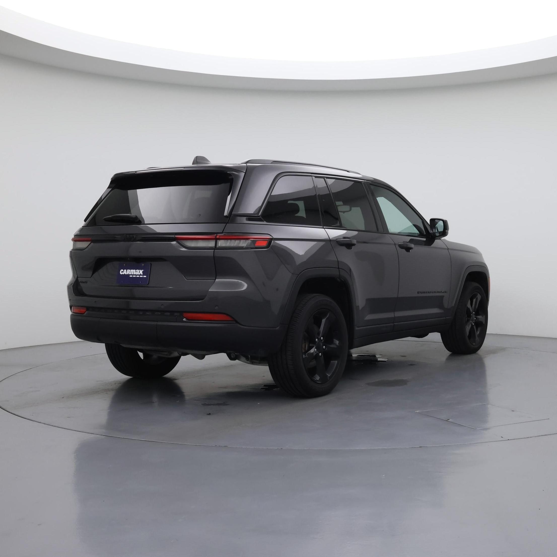 Thumbnail: 2024 Jeep Grand Cherokee - 8