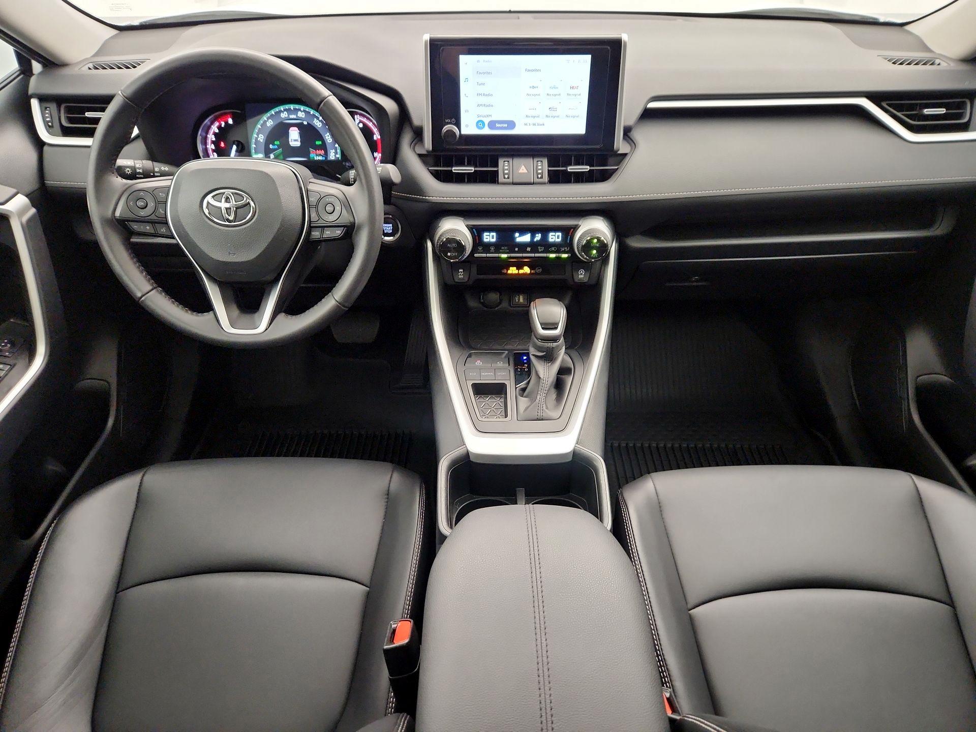 Thumbnail: 2025 Toyota RAV4 - 9