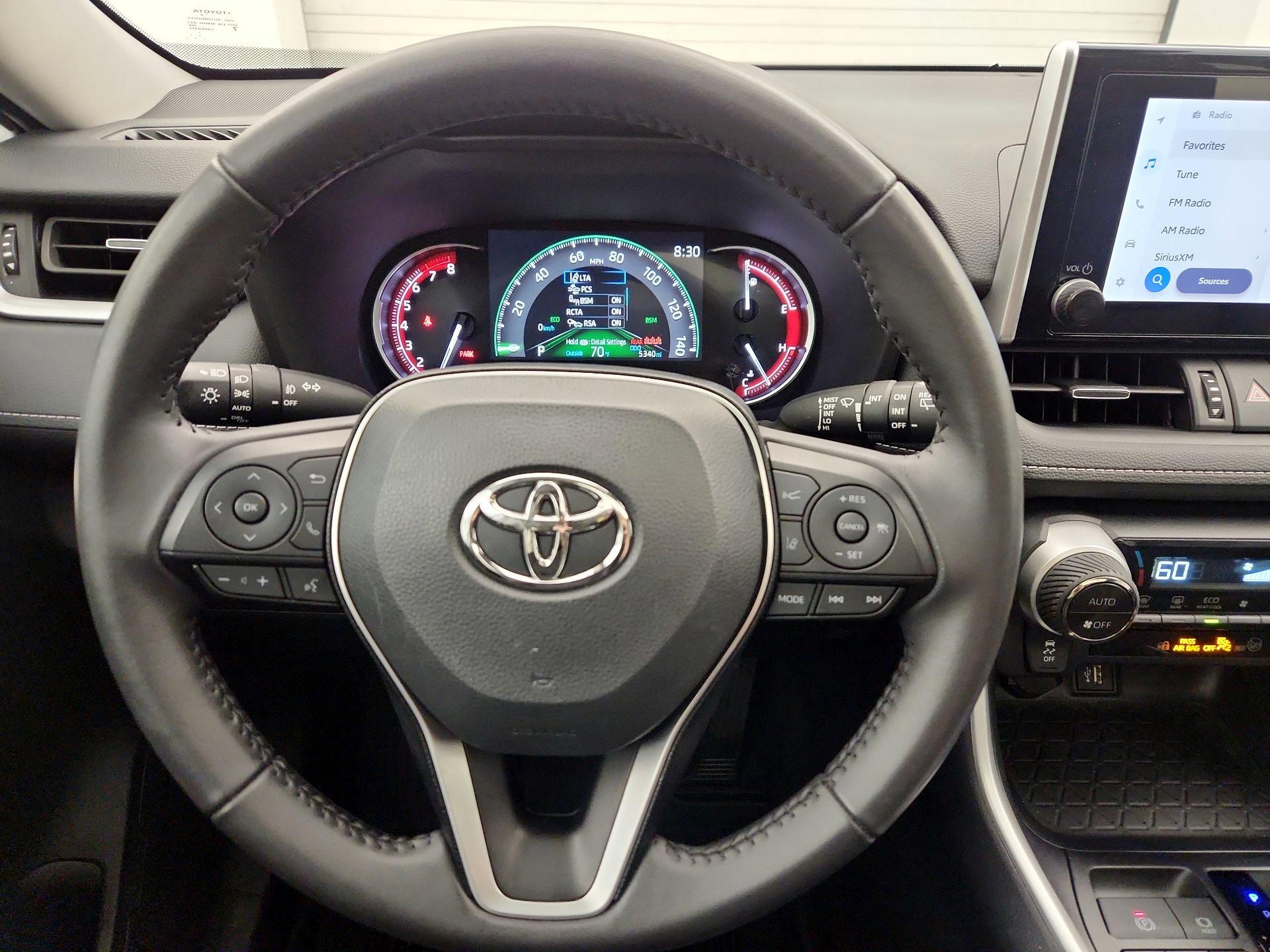 Thumbnail: 2025 Toyota RAV4 - 10