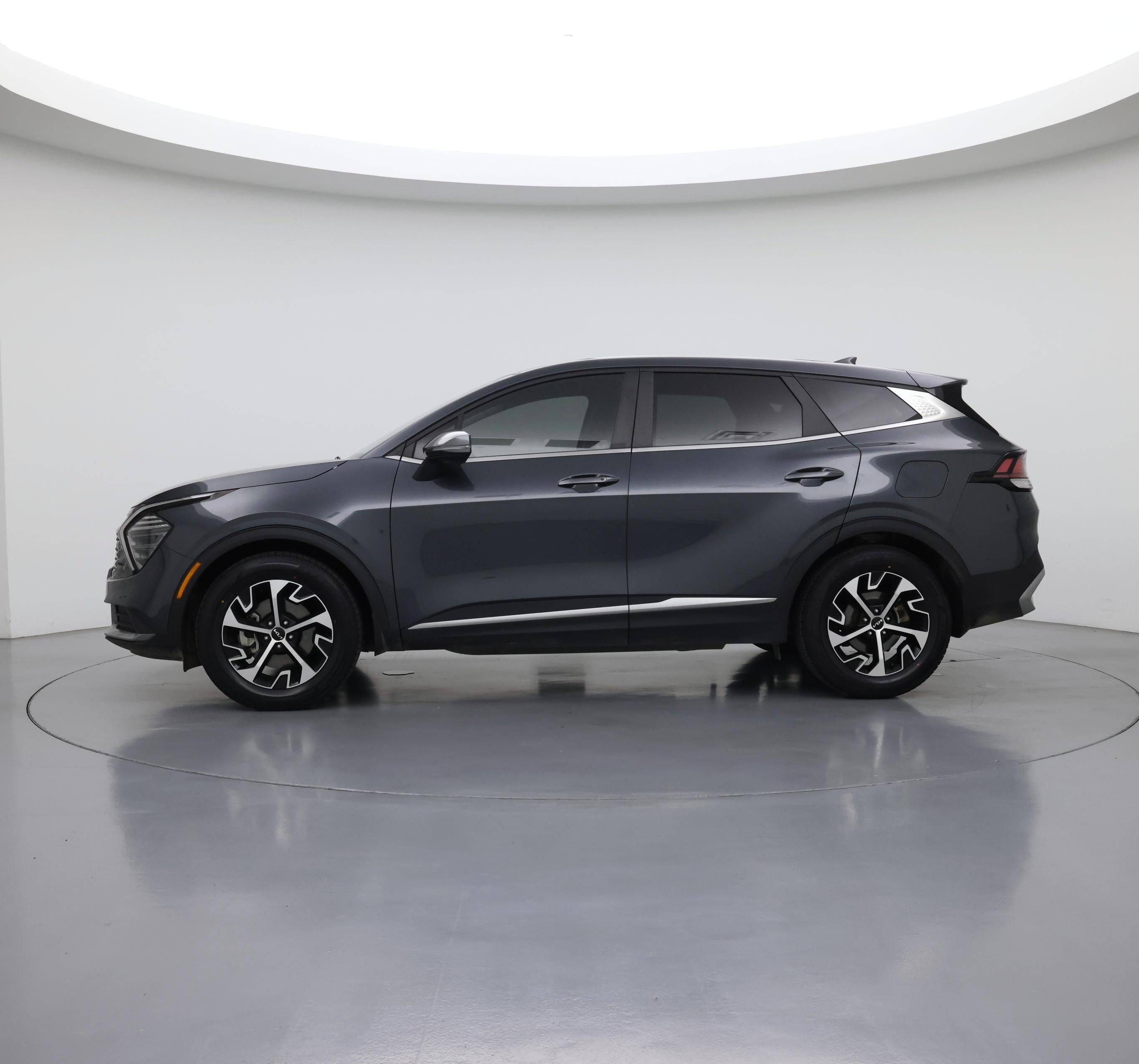 Thumbnail: 2024 Kia Sportage - 3