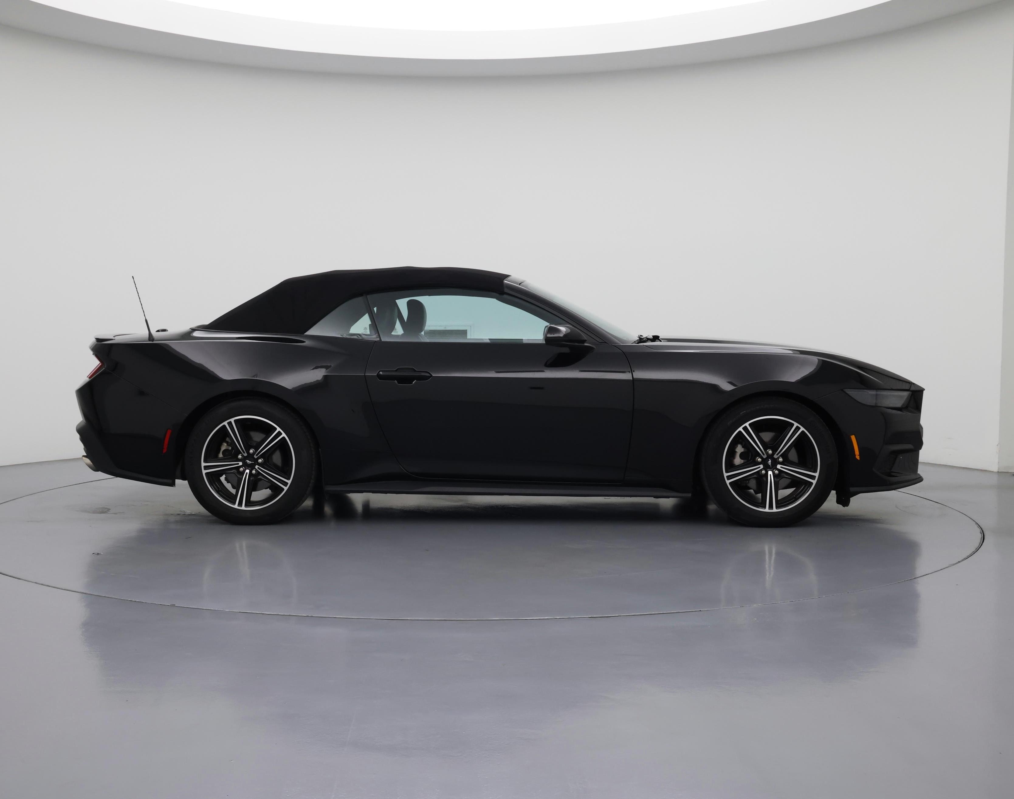 Thumbnail: 2025 Ford Mustang - 7