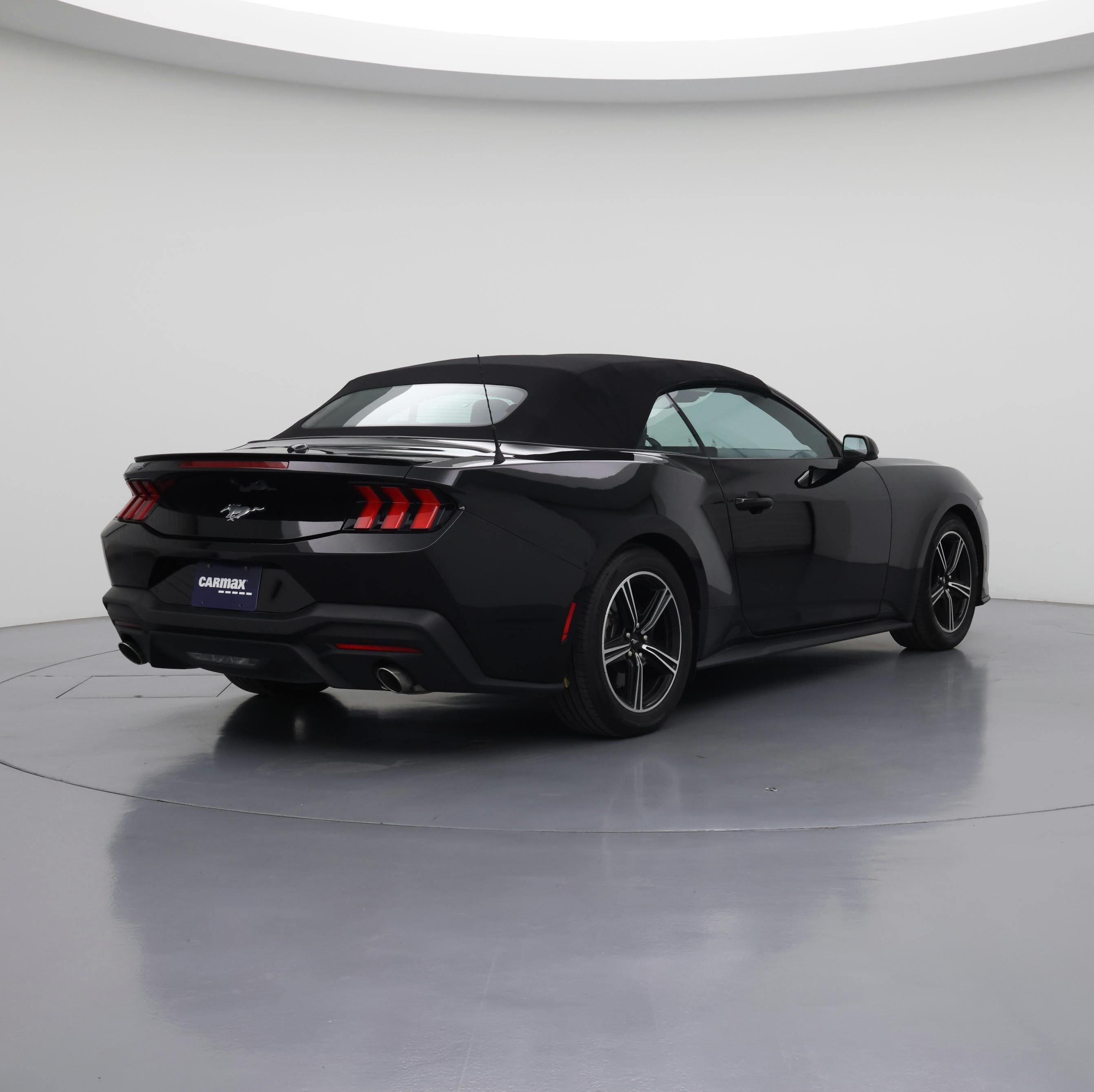 Thumbnail: 2025 Ford Mustang - 8