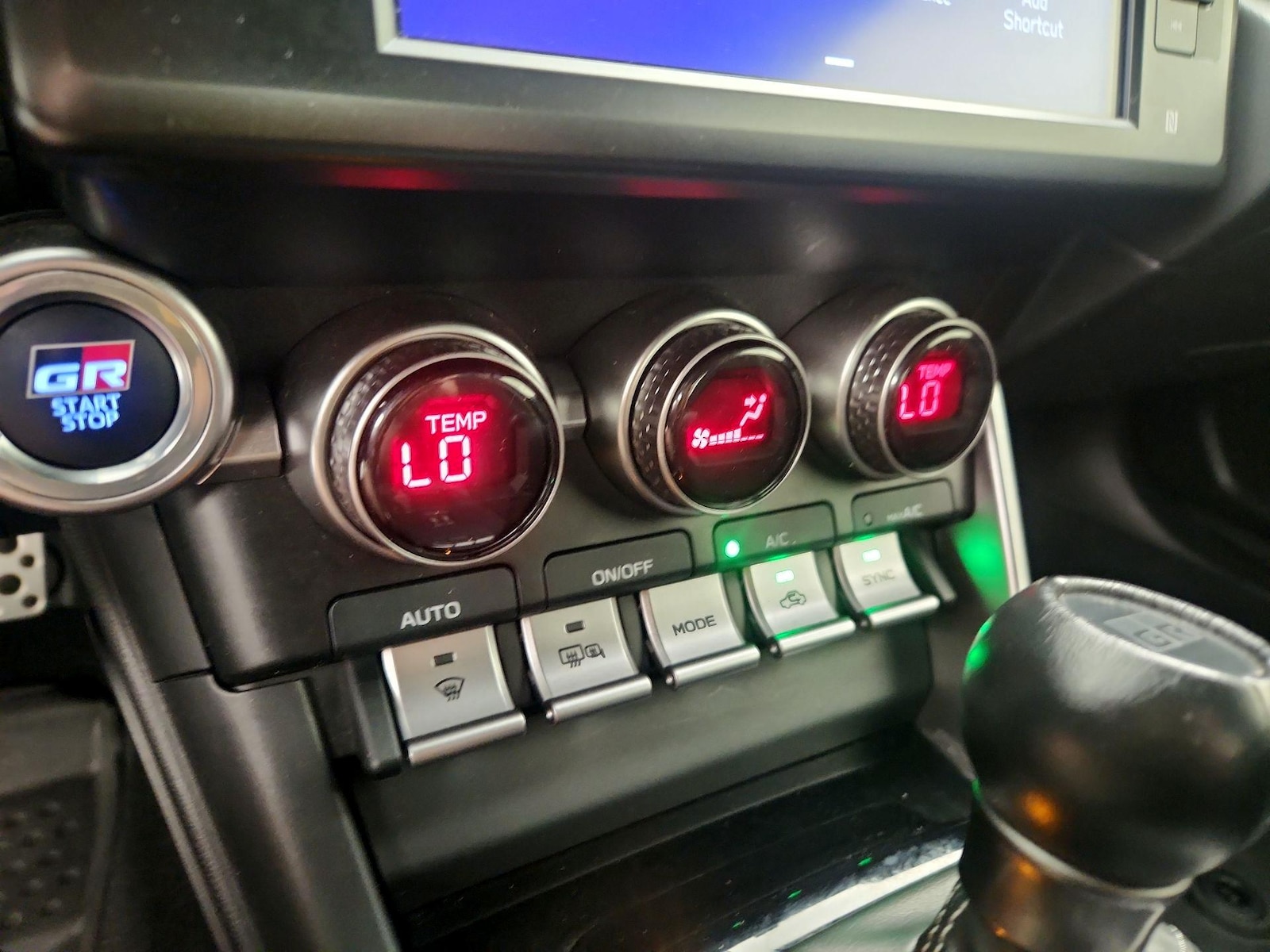2024 Toyota GR86 Premium - Photo 17