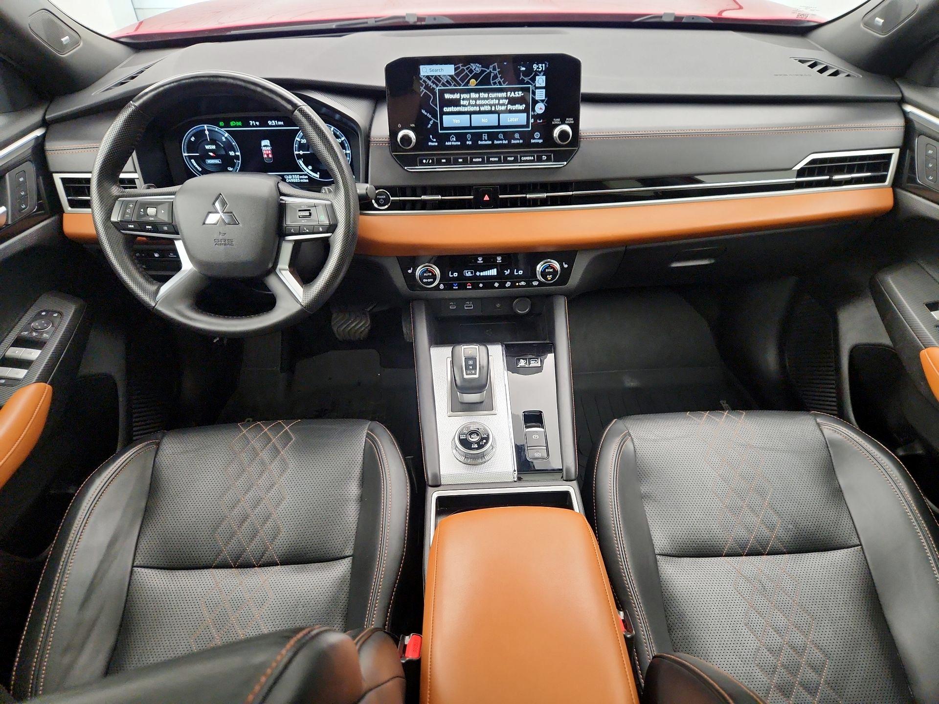 Thumbnail: 2024 Mitsubishi Outlander - 9