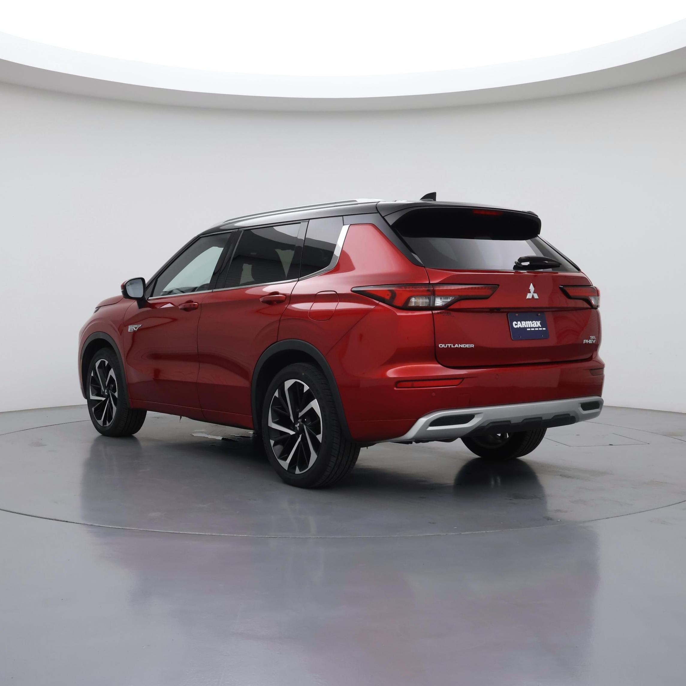 Thumbnail: 2024 Mitsubishi Outlander - 2